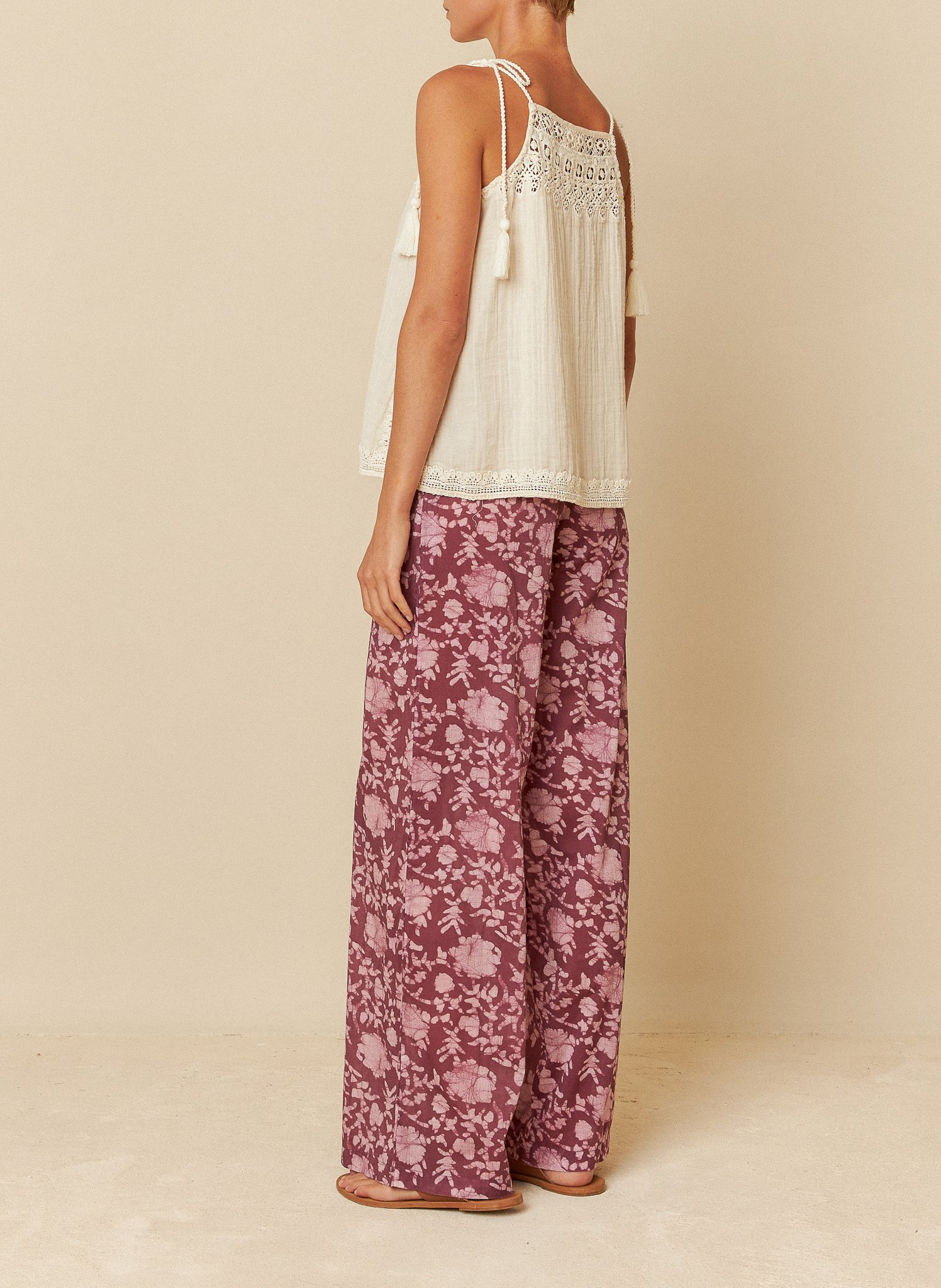 Round-neck cotton blouse INDI & COLD Beige