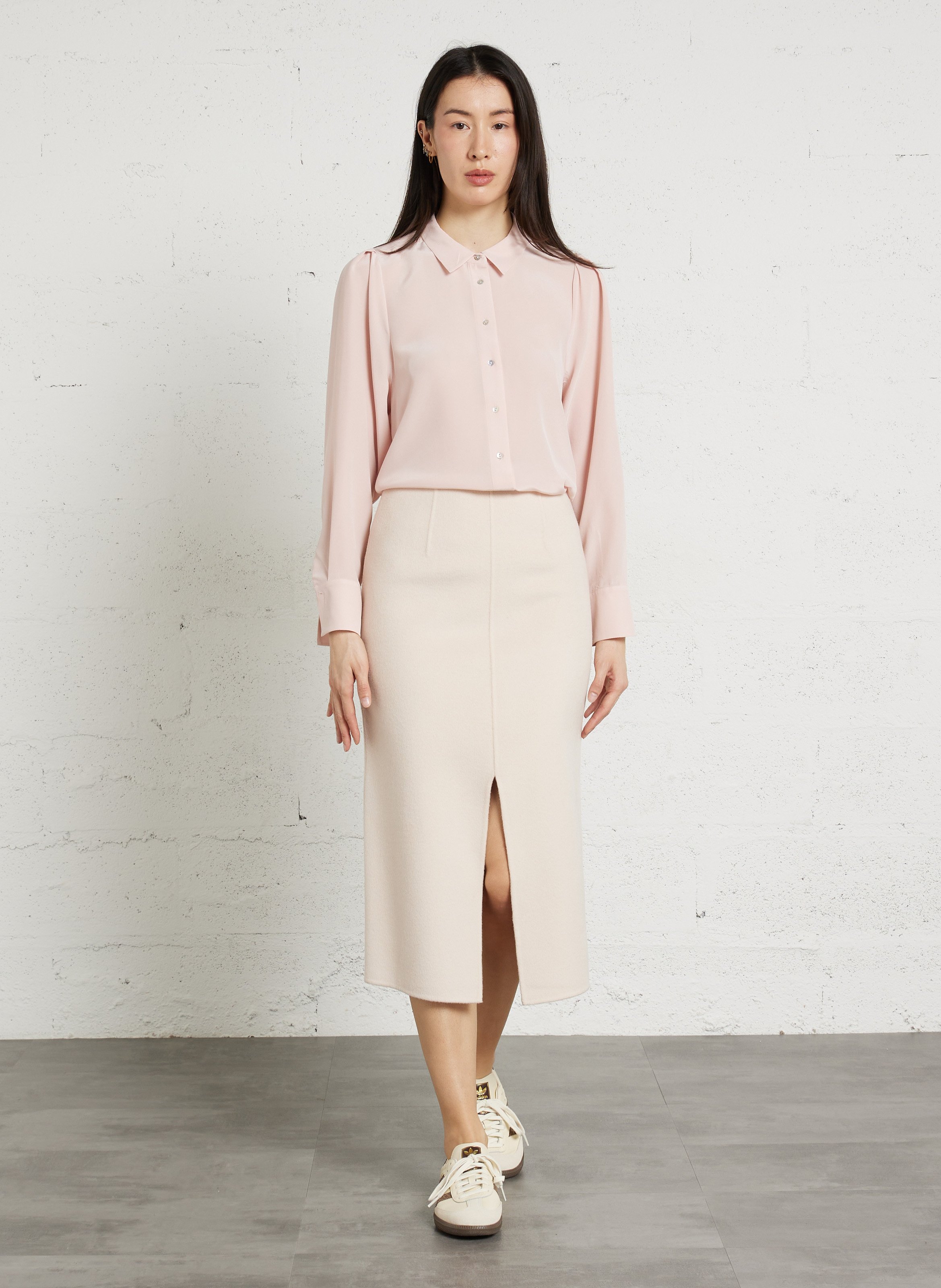 Straight-cut silk shirt with classic collar MAISON 123 Pink