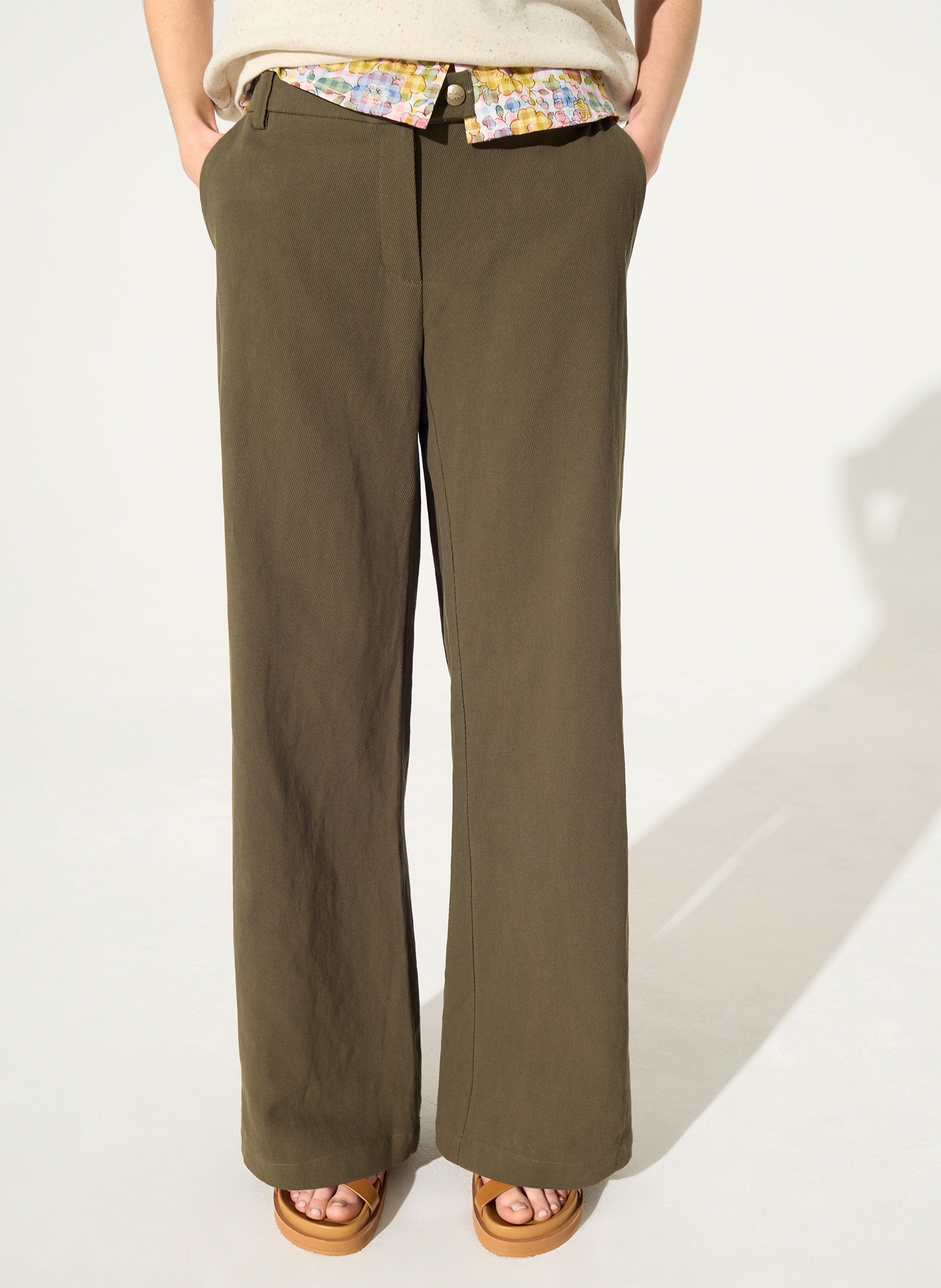 Wide-leg trousers in mixed cotton. COTELAC