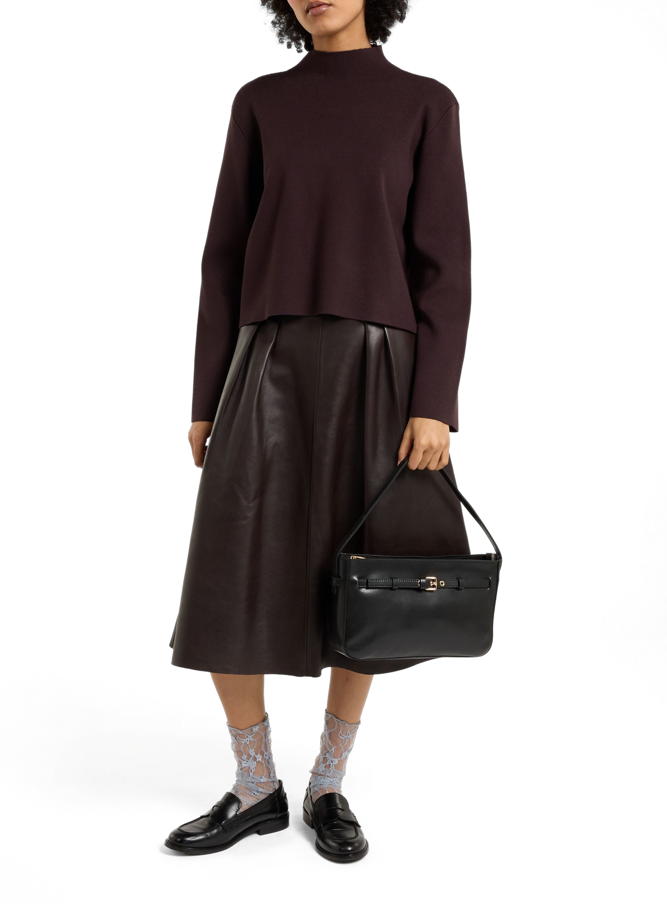 Asymmetric high neck pull. SAISON 1865 Brown