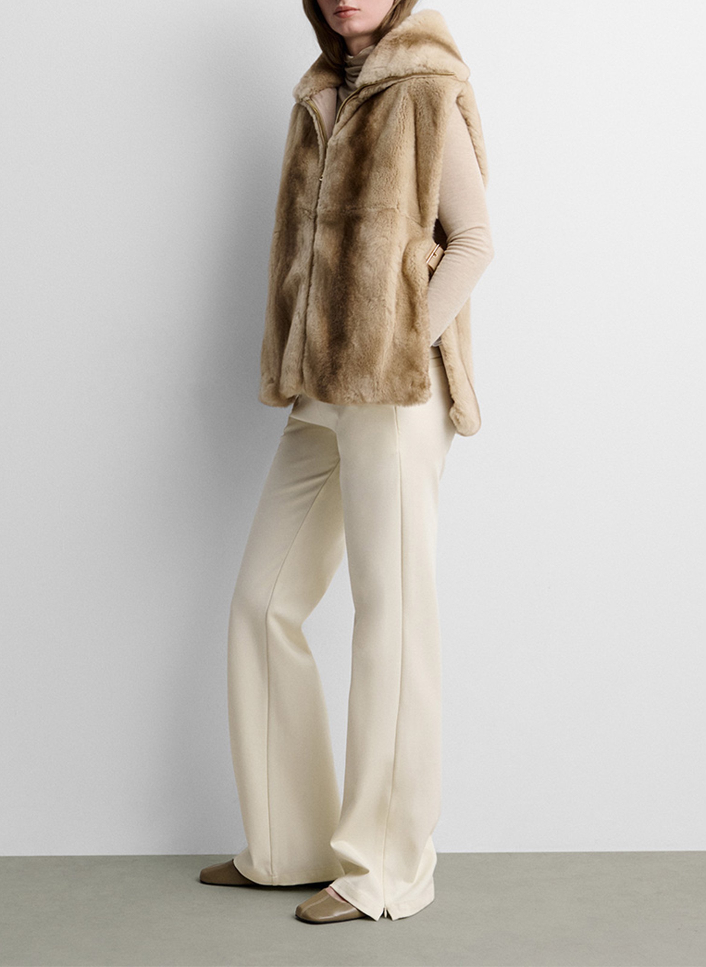 Manteau sans manches en fourrure SIMORRA Beige