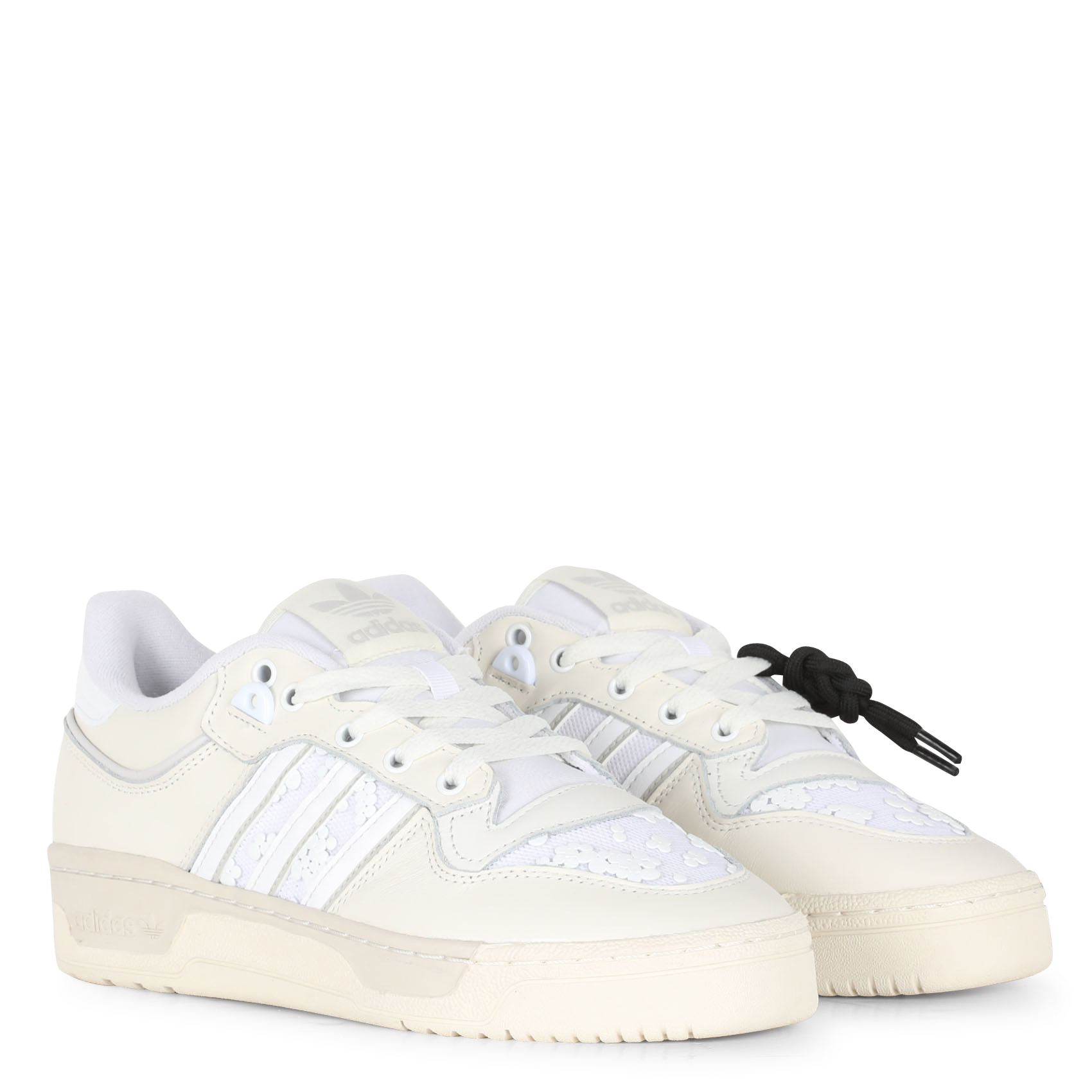 Baskets basses en cuir ADIDAS Beige