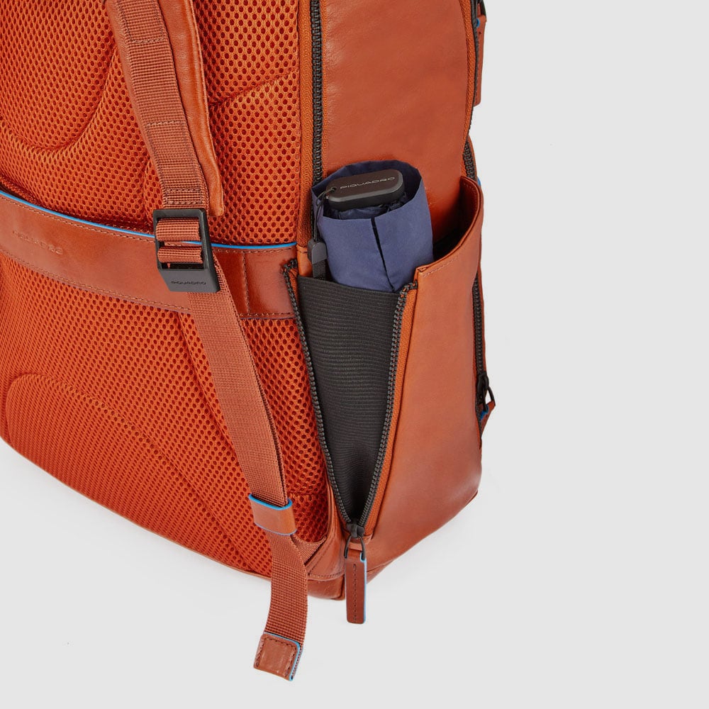 Leather backpack PIQUADRO Blue