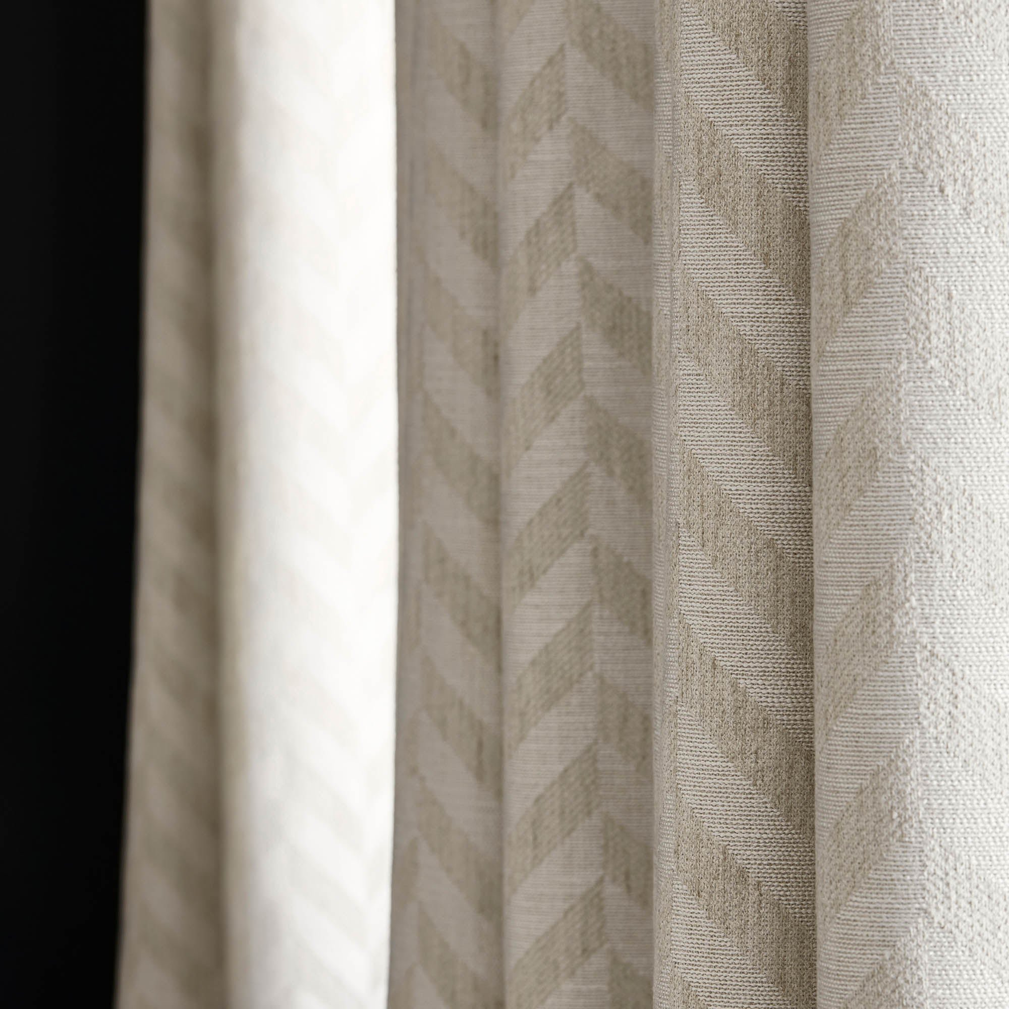 TOBIAS - Linen curtain with eyelets MADURA Beige