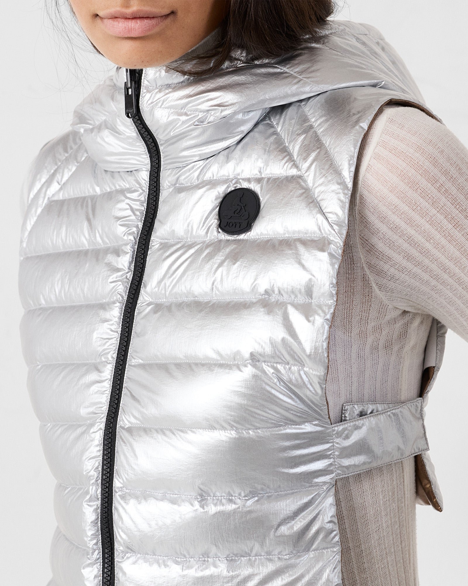 Metallic hood wing JOTT Grey