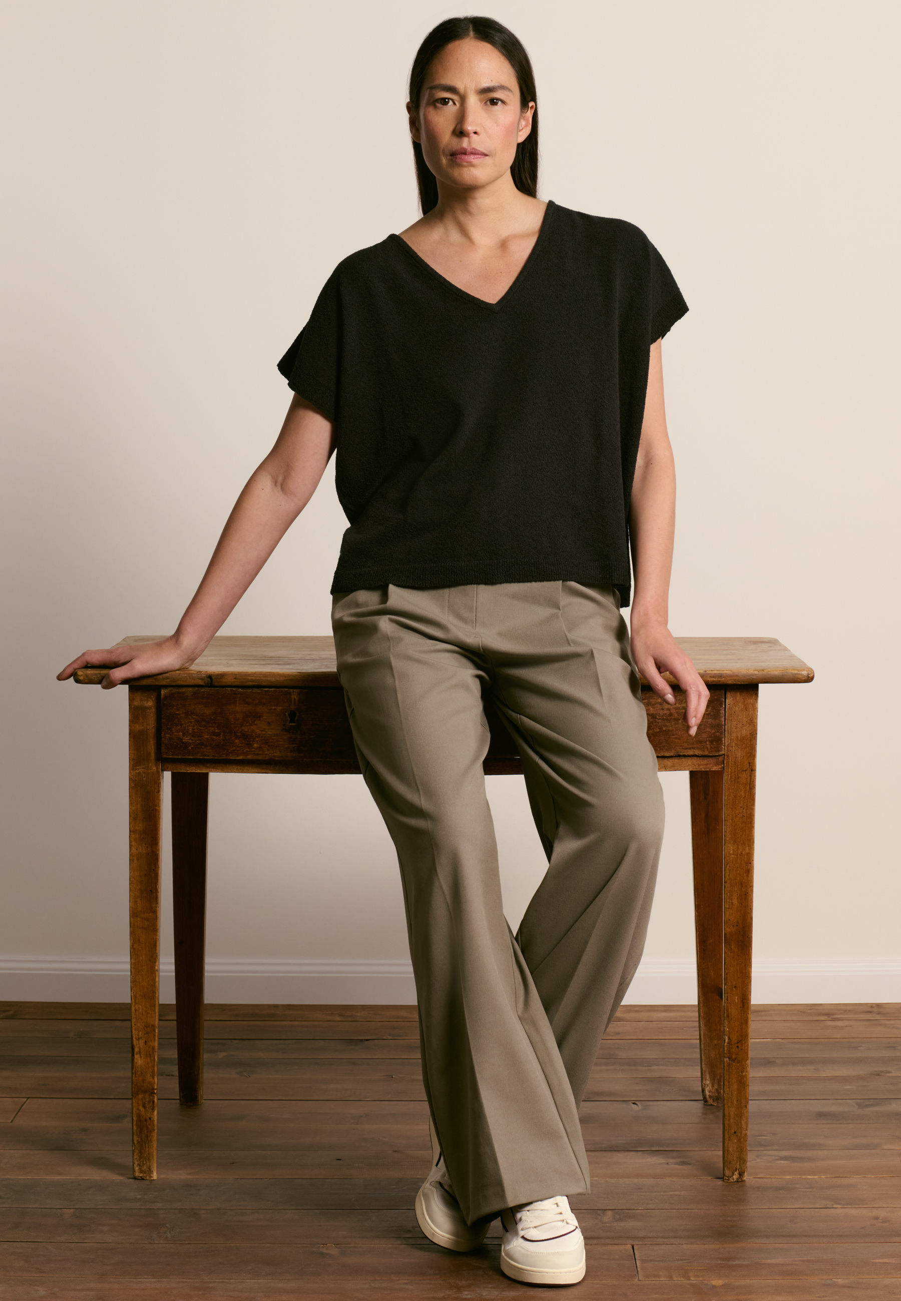 V-neck cotton t-shirt with bouclé texture MAISON MONTAGUT