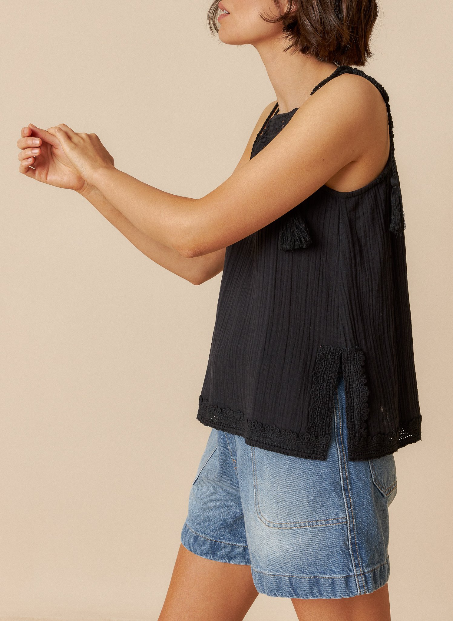 Round-neck cotton blouse INDI & COLD Black