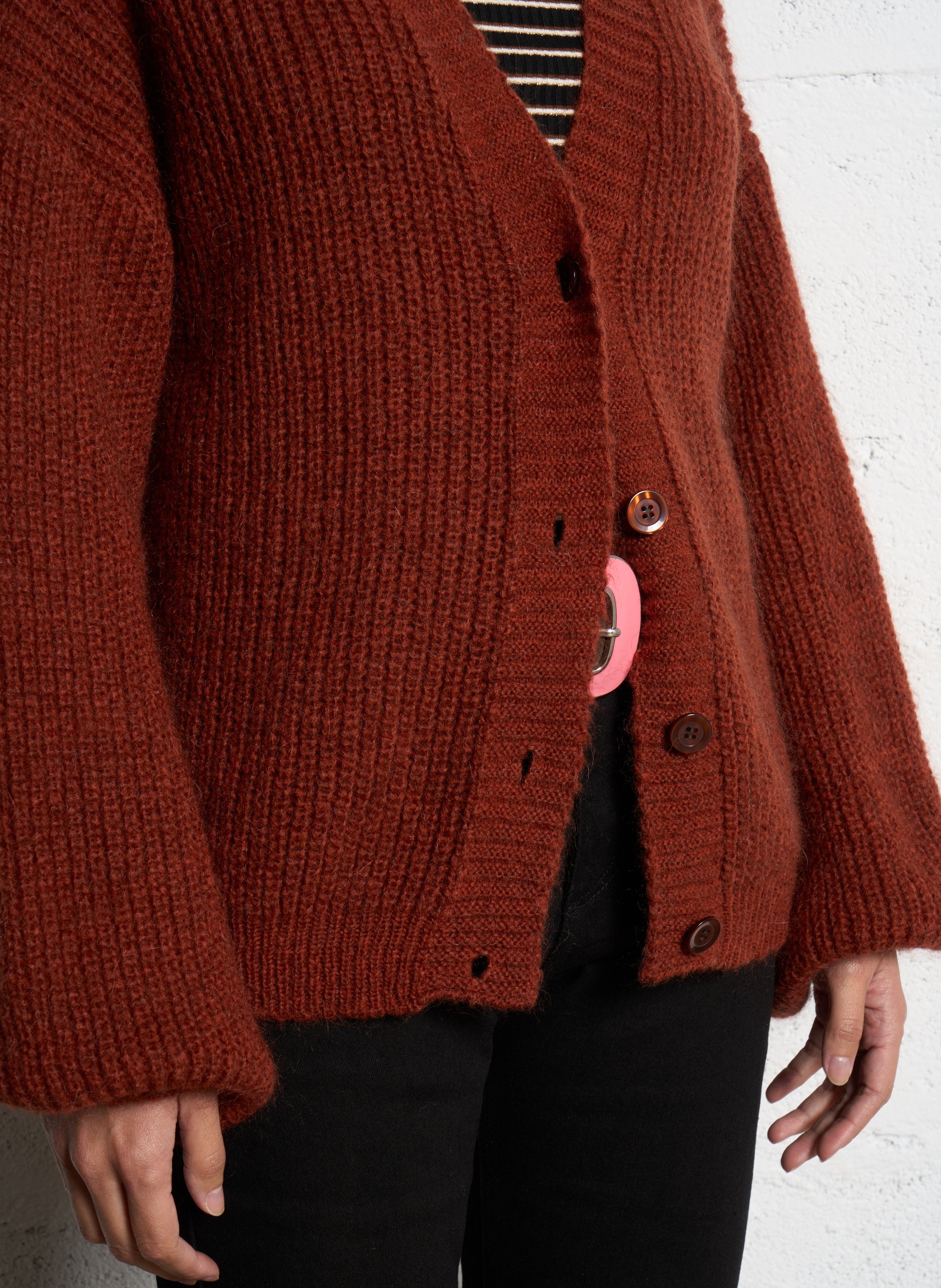 Oversized V-neck button-up cardigan ONE STEP Brown