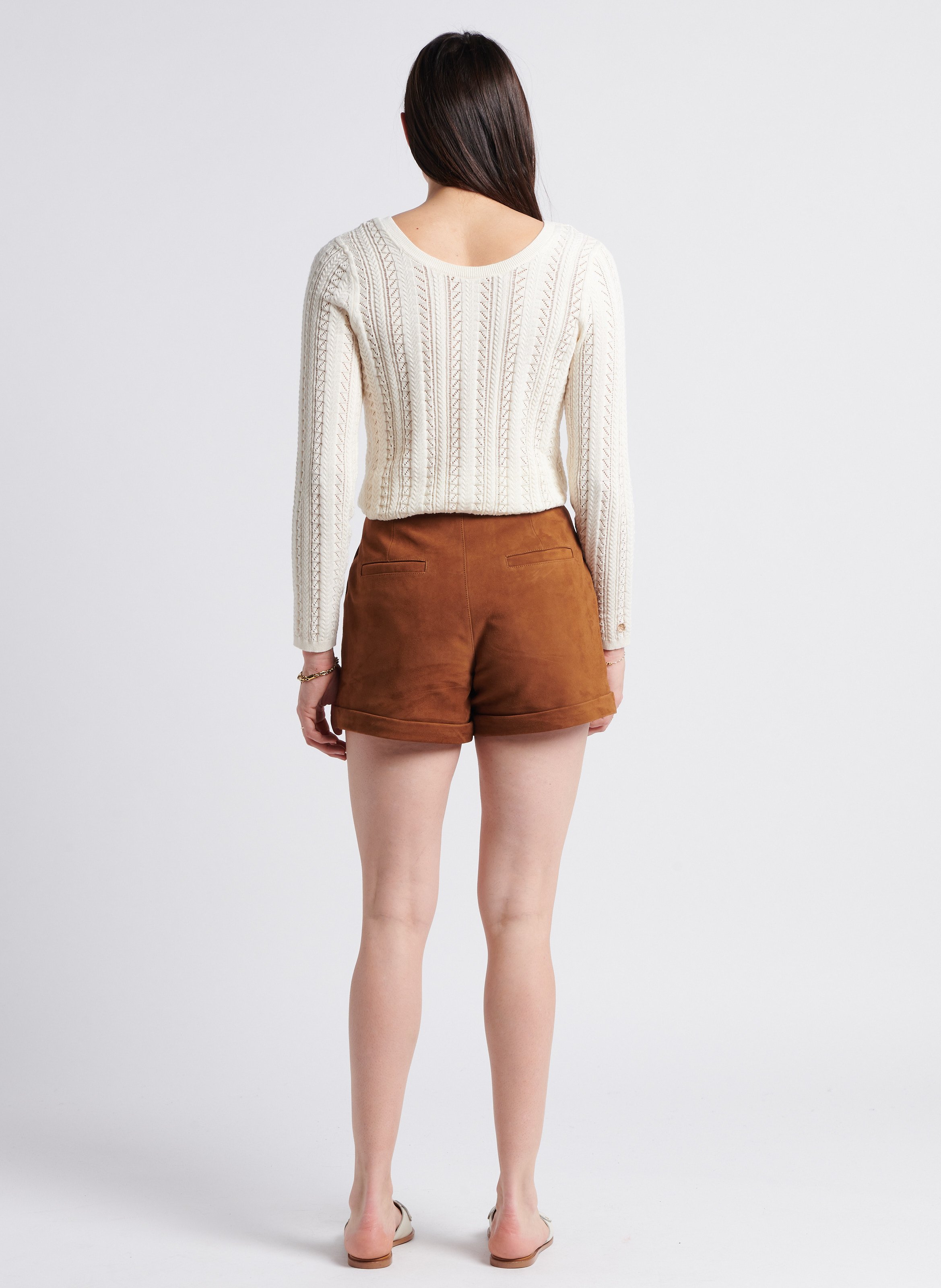 Short droit à ourlet en cuir velours Marron