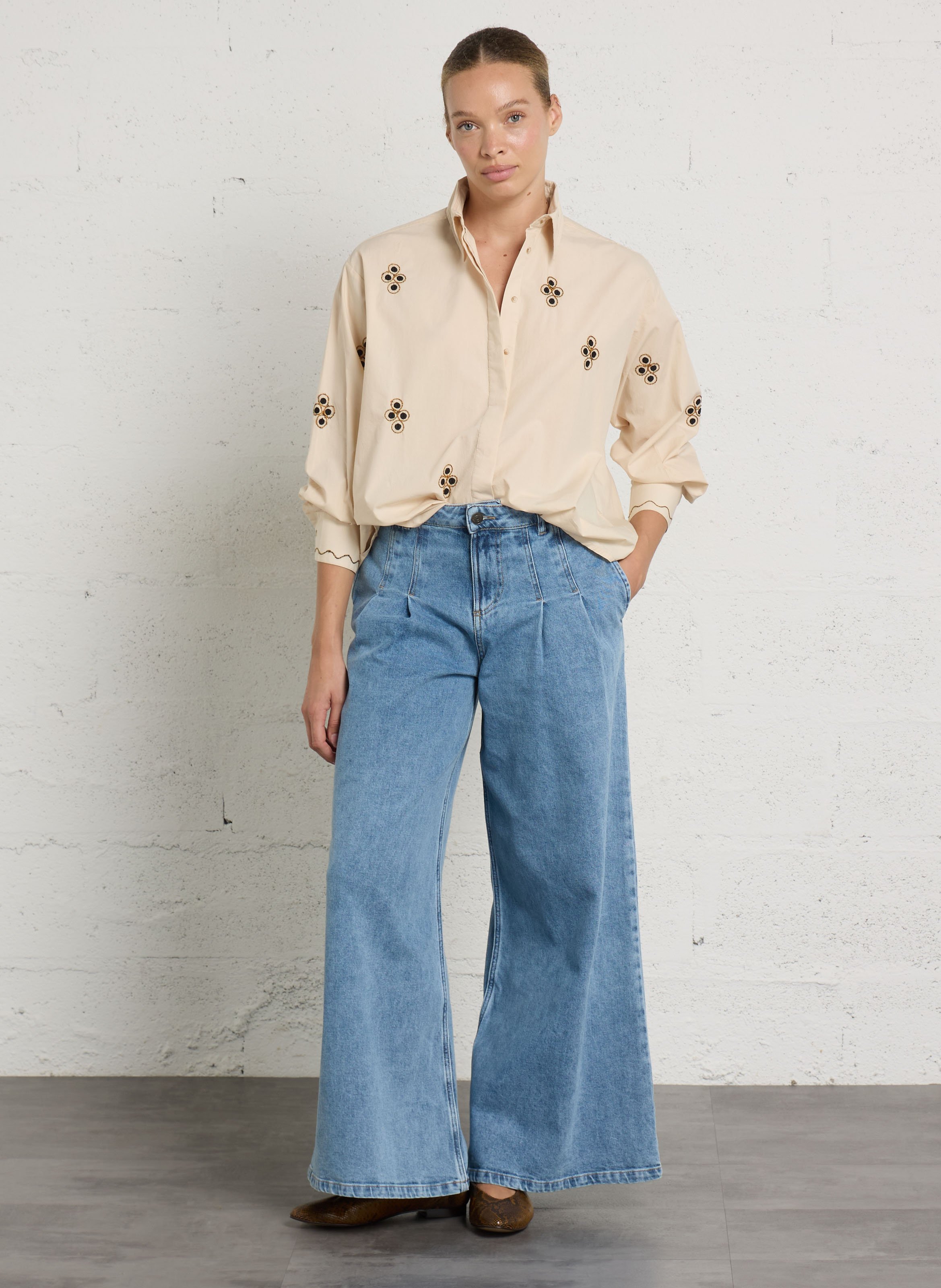 Cotton shirt with classic collar SACRECOEUR Beige
