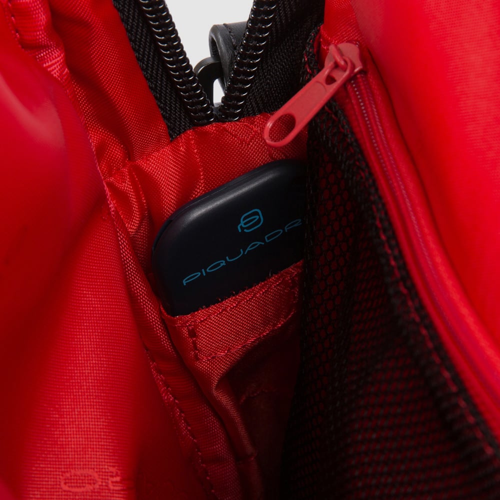 Computer and iPad® carrying briefcase with 2 handles, customizable tag, and connector pocket PIQUADRO Grey