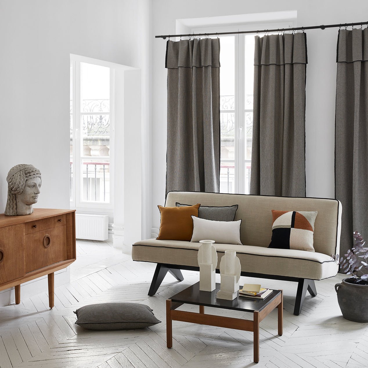 Panel curtain MADURA Black