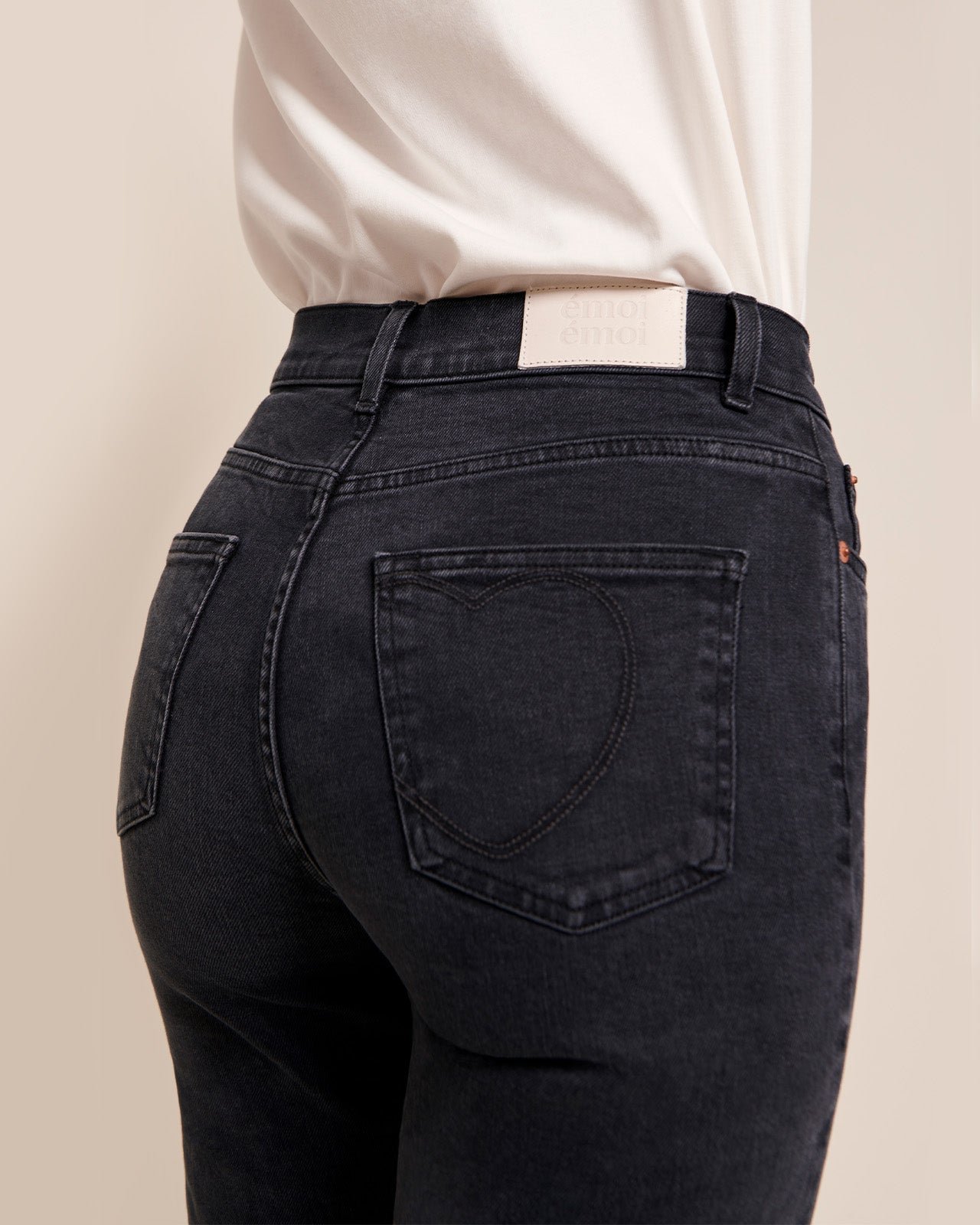 The black straight-leg jeans EMOI EMOI Black