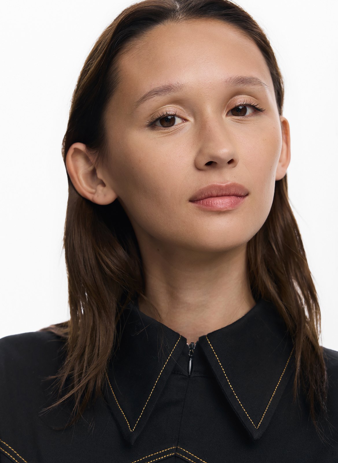 Vestito corto aderente a maniche lunghe DESIGUAL Nero