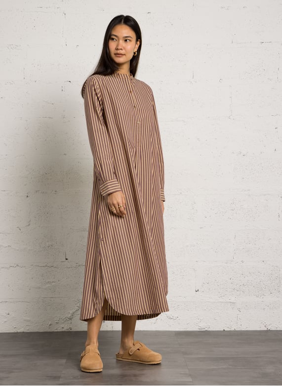 Long loose-Fit cotton dress Moismont - Women | Place des Tendances Long loose-Fit cotton dress Moismont - Women | Place des Tendances
