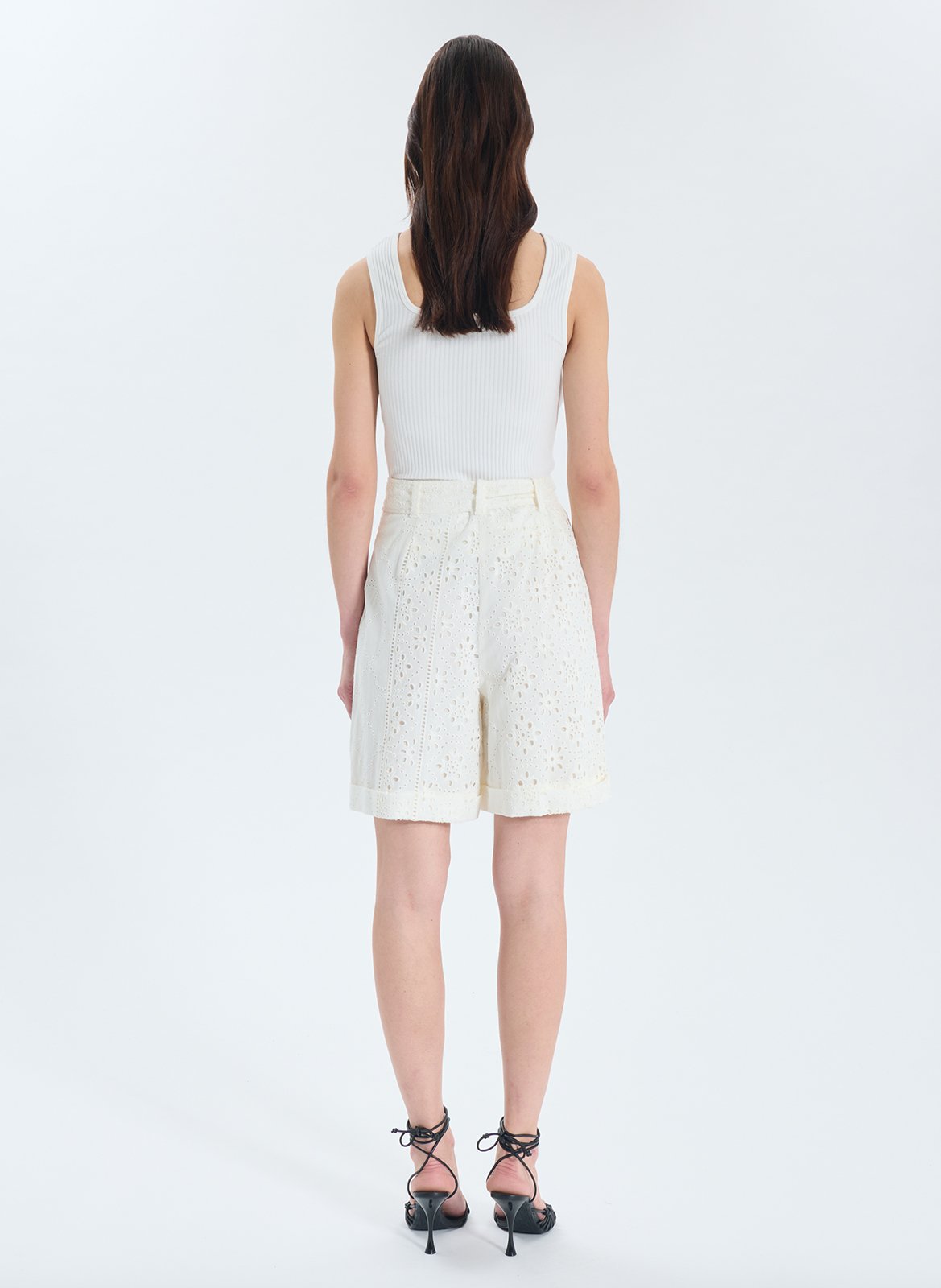 Embroidered straight shorts ZAPA White