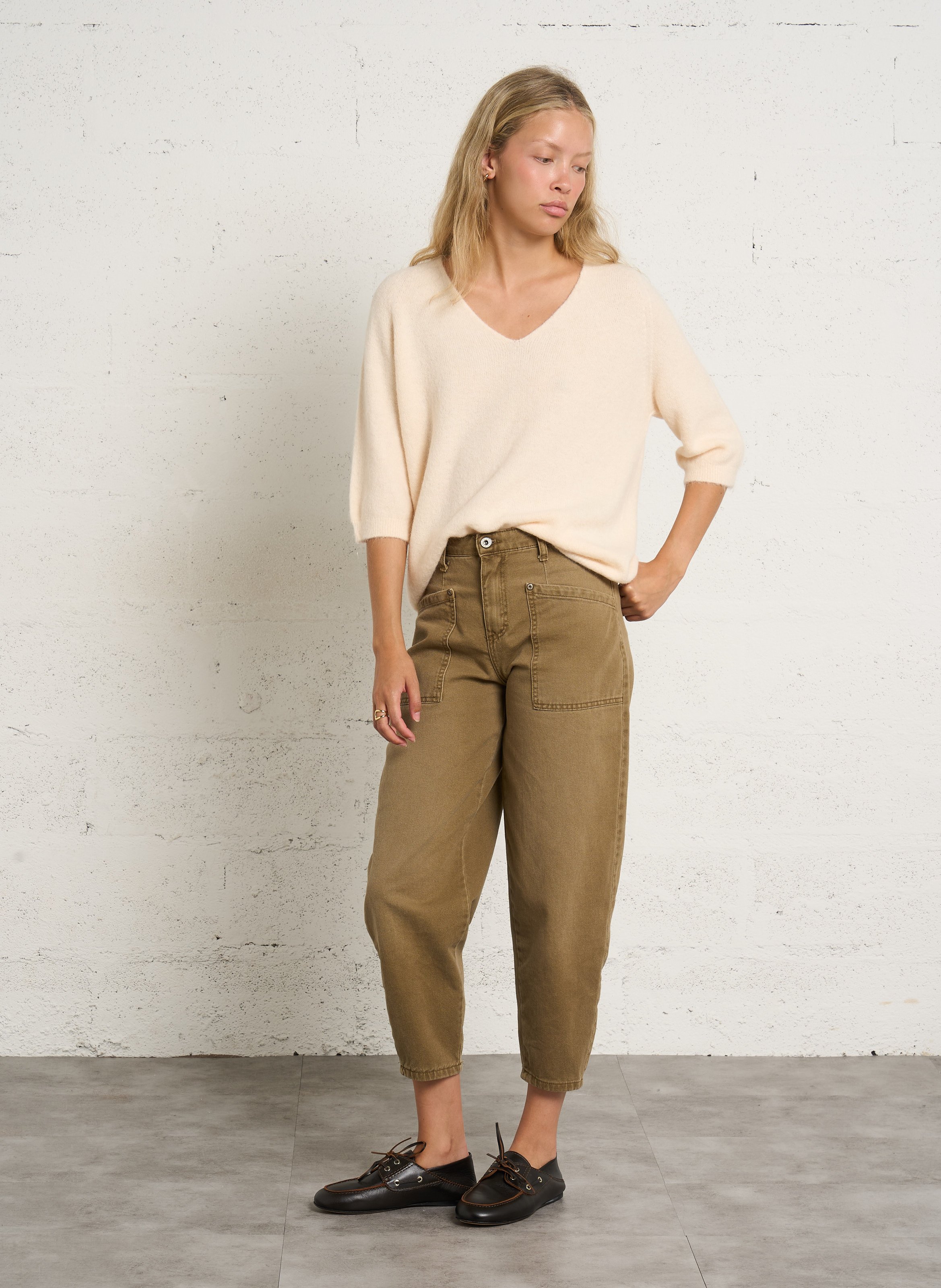 Oversized trui met V-hals PLEASE Beige
