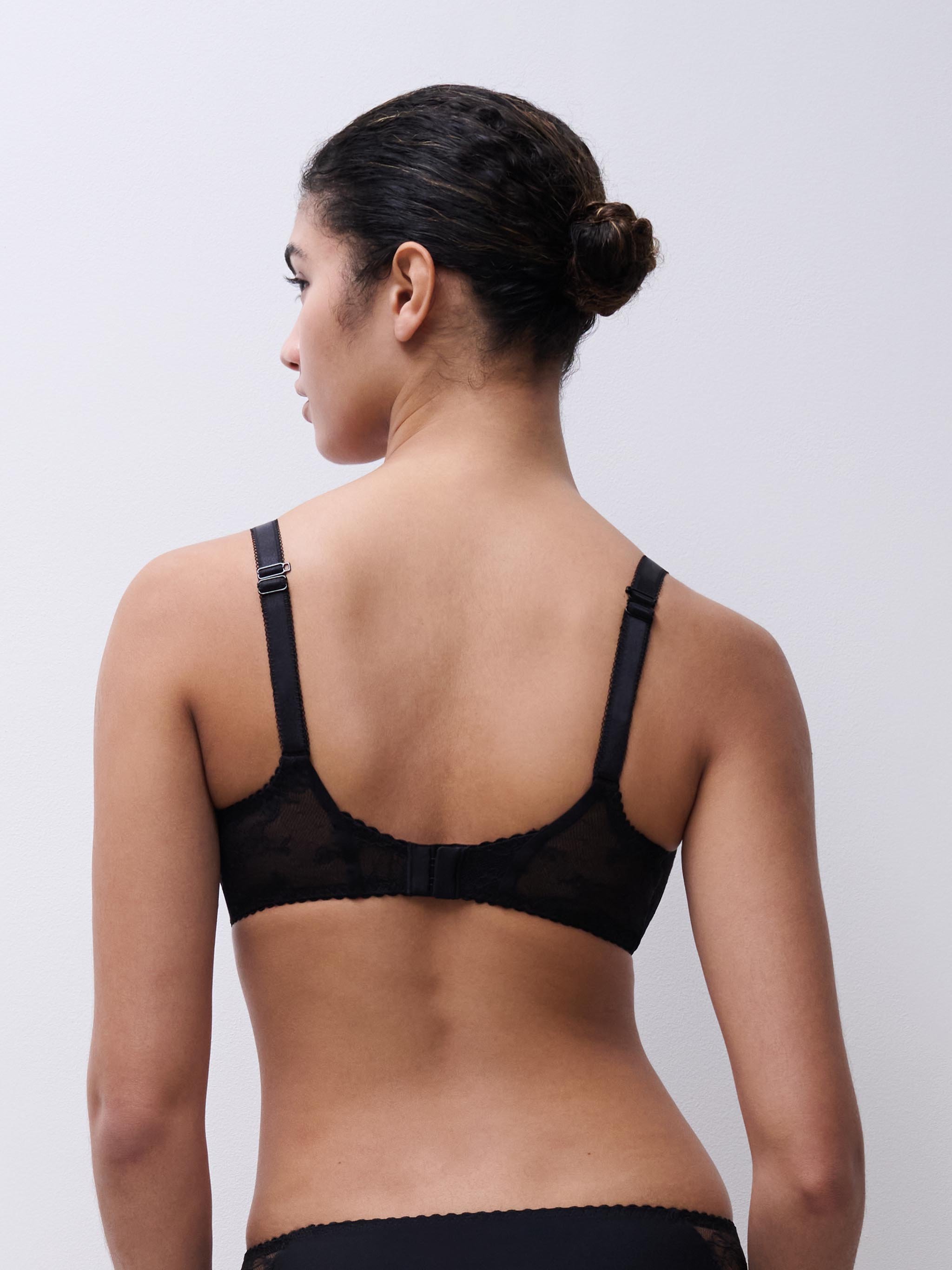 Full-cup bra CHANTELLE PULP Black