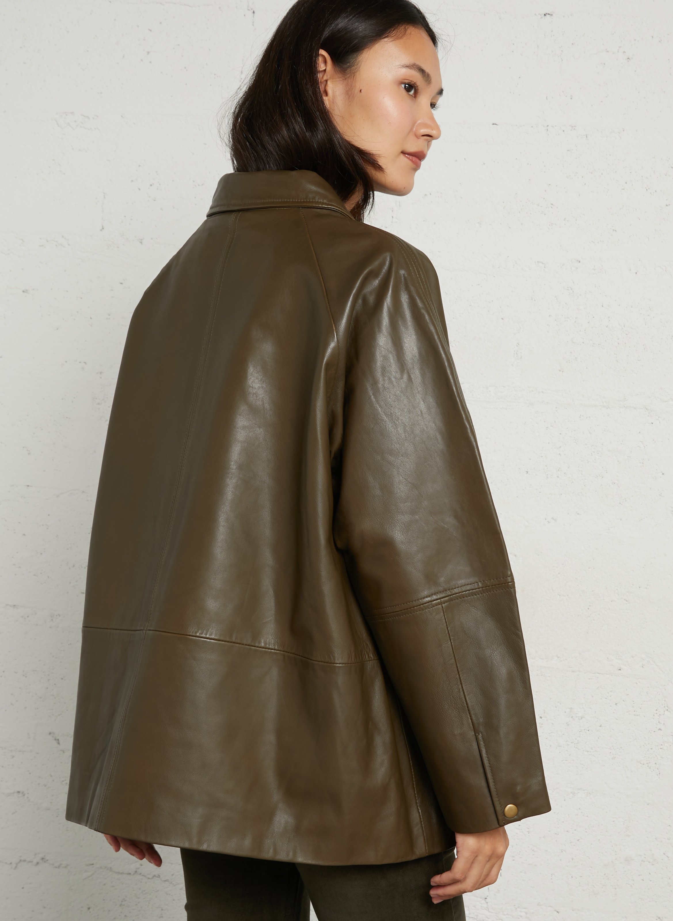 Gerade Lederjacke mit Knöpfen BELLEPIECE Braun