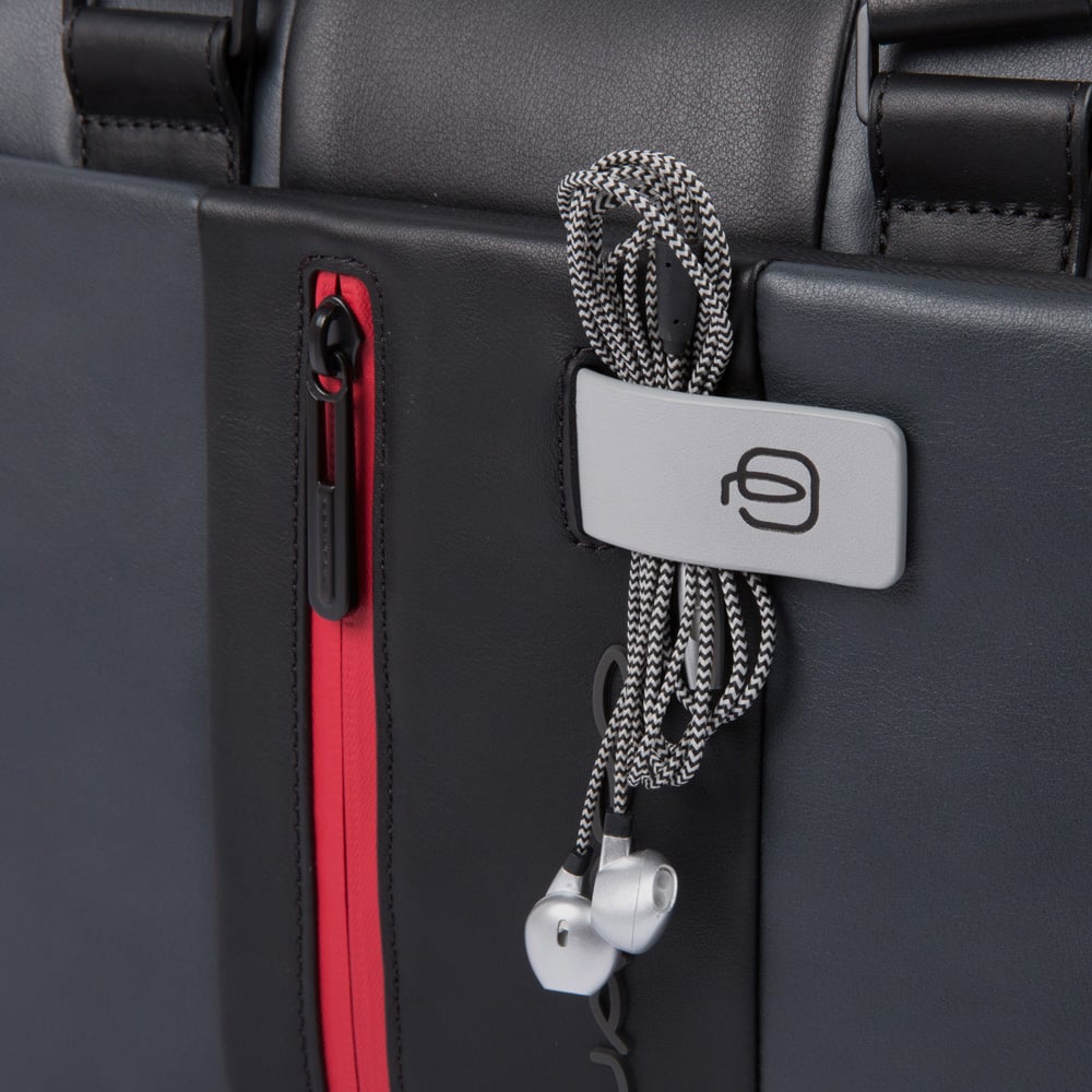 Computer and iPad® carrying briefcase with 2 handles, customizable tag, and connector pocket PIQUADRO Grey