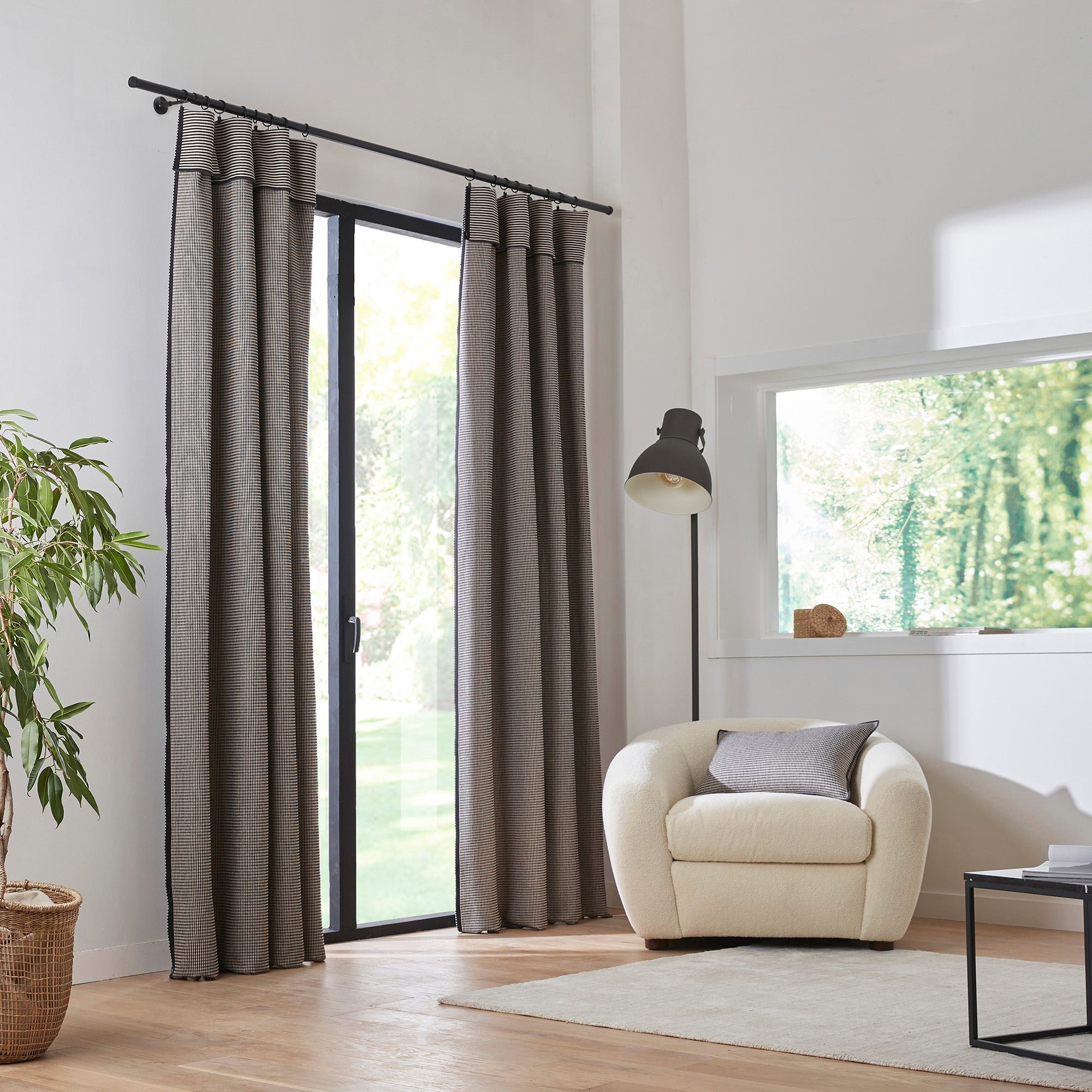 Panel curtain MADURA Black