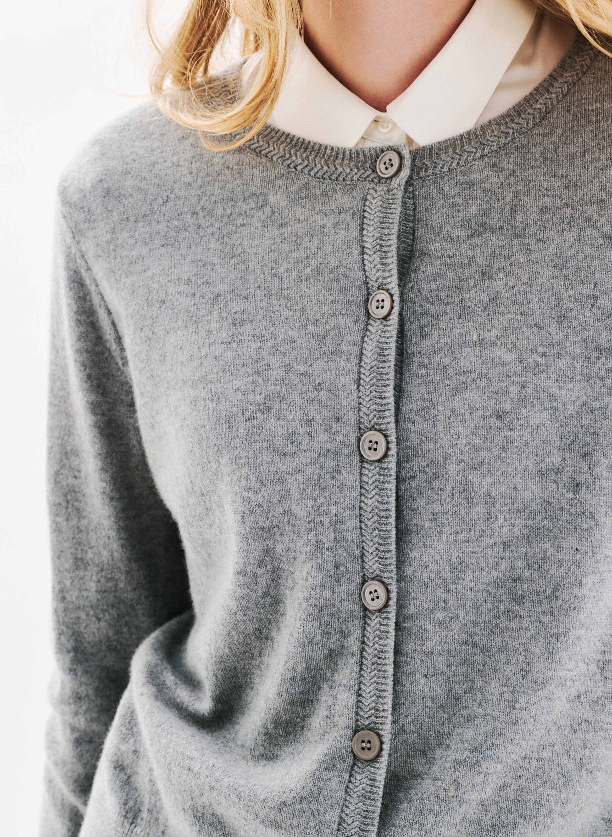 Gilet en cachemire col rond CAROLL Gris