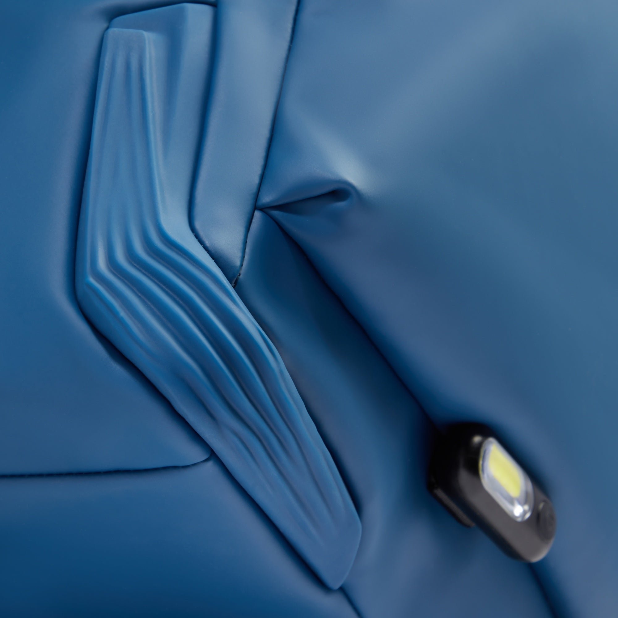 Backpack for computer and ipad® with chest strap, bottle pocket PIQUADRO Grey