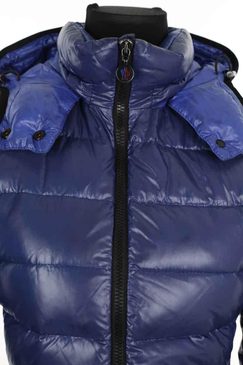 Lightweight quilted padded jacket with high neck MONCLER - Seconde Main Blue