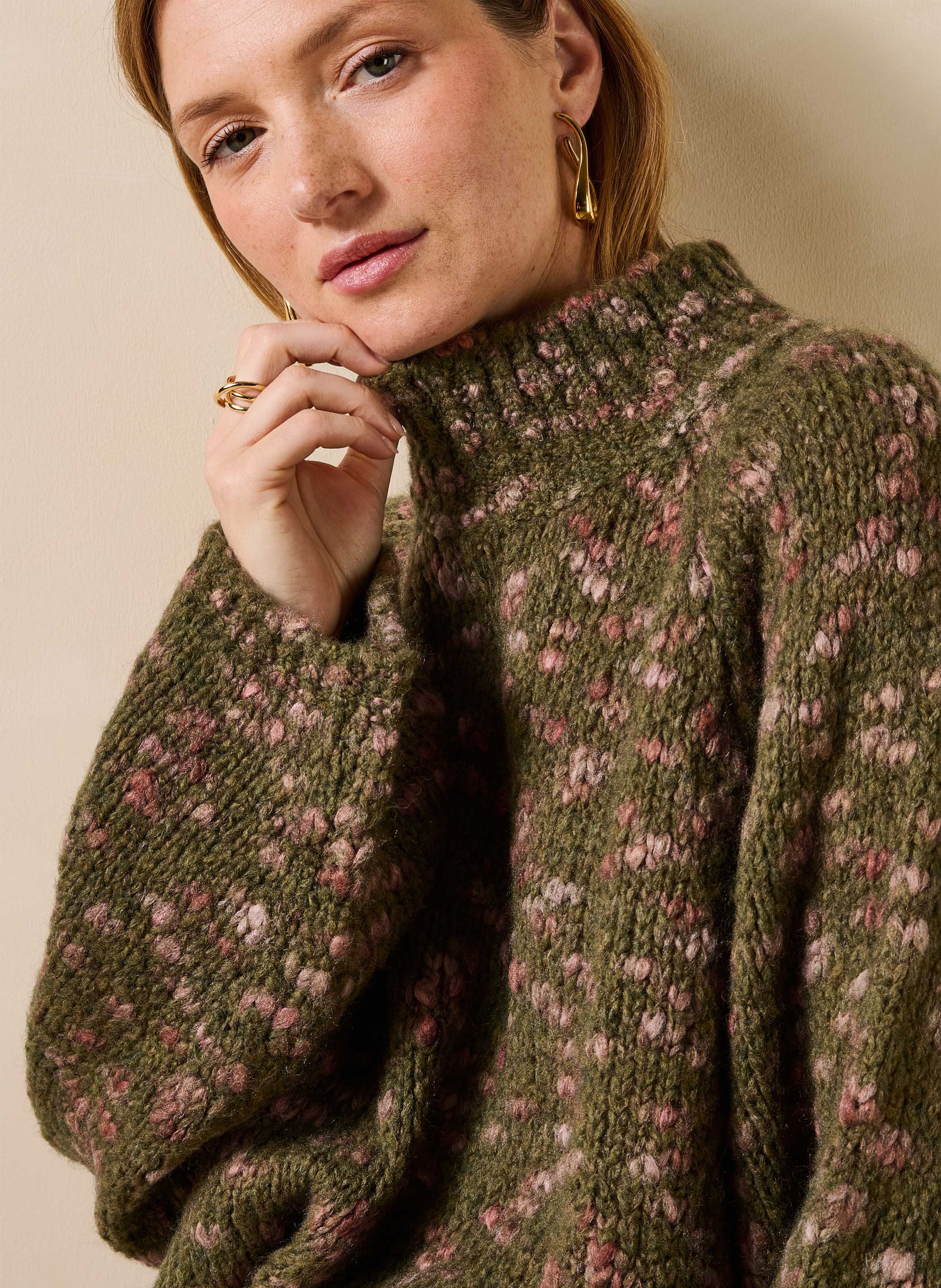 Oversized high-neck knit sweater LA FEE MARABOUTEE Green