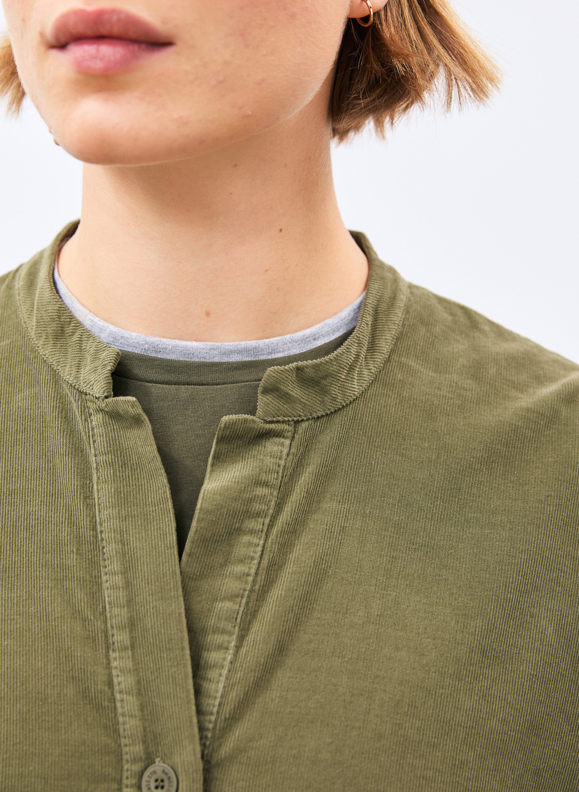 Chemise col tunisien en coton HUMILITY Vert
