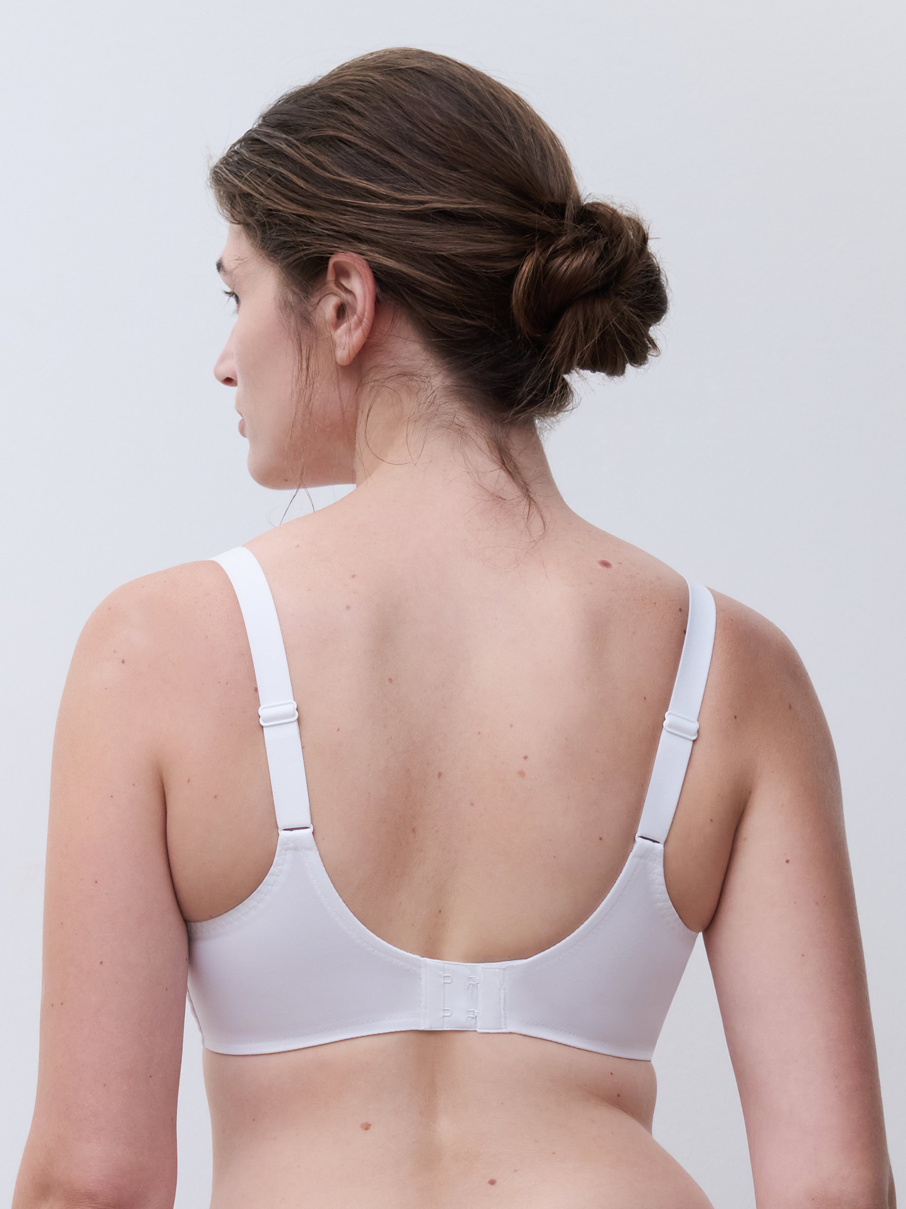 Full-cup bra CHANTELLE White
