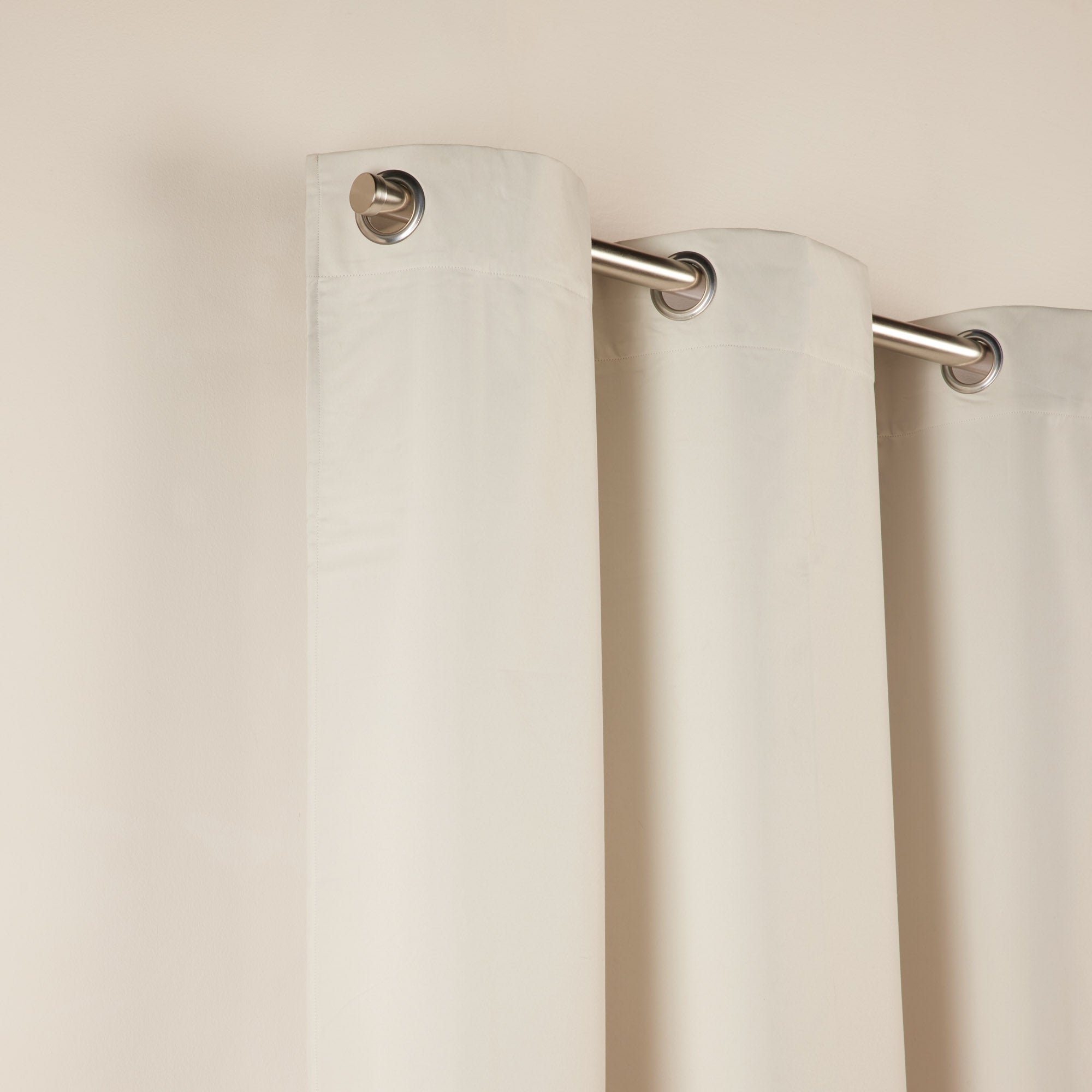 Black-out curtain with eyelets MADURA Beige