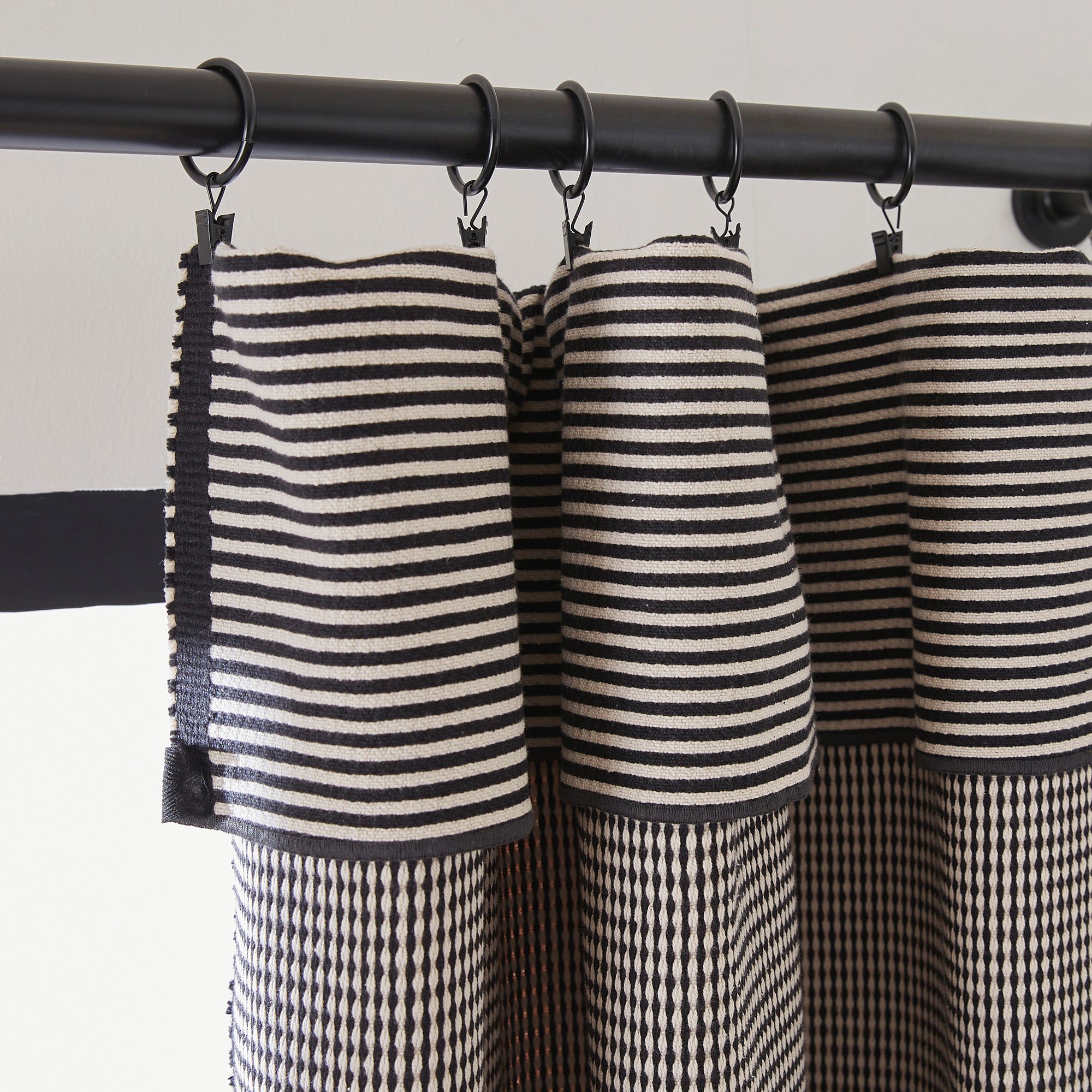 Panel curtain MADURA Black