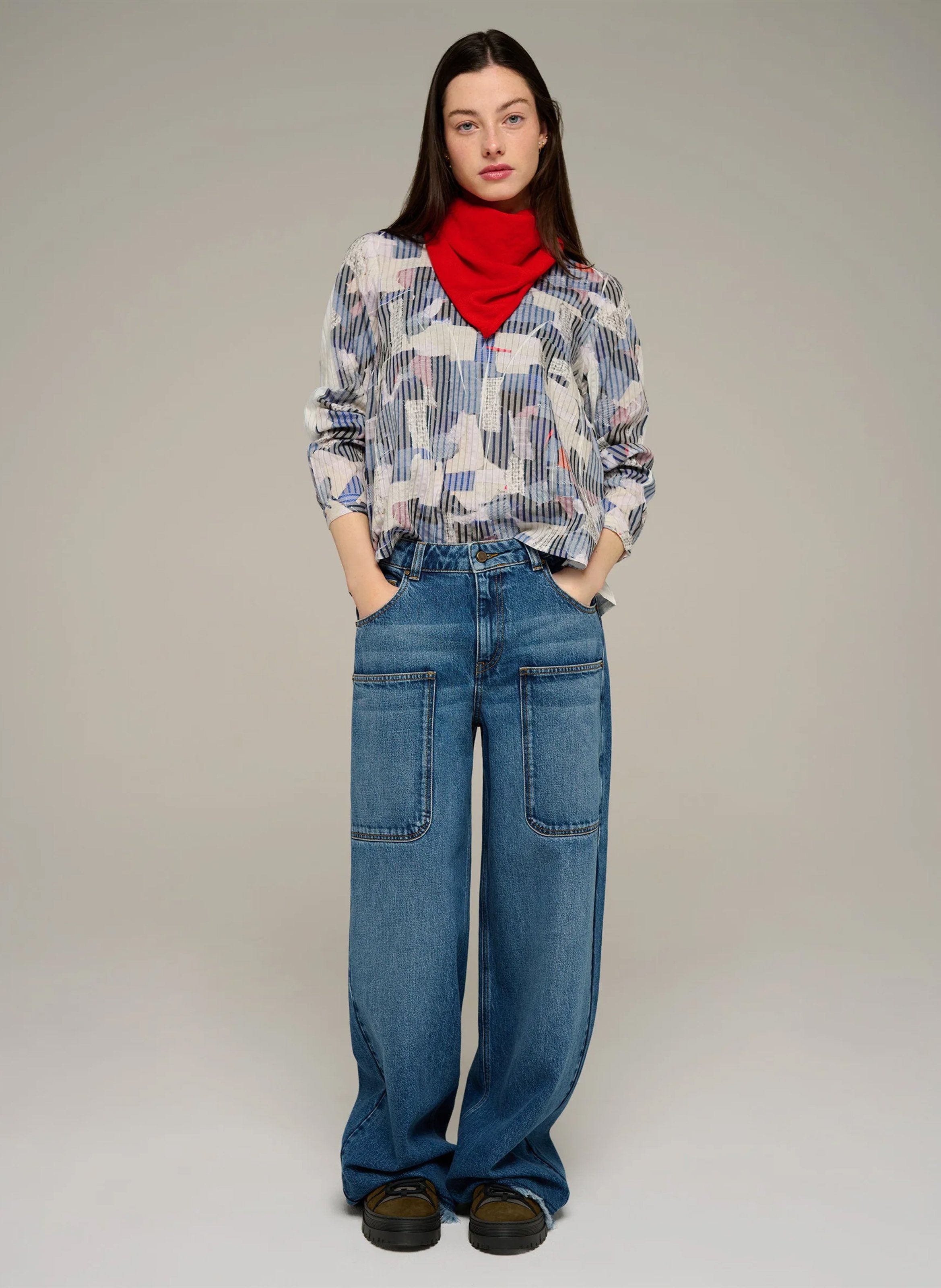 Oversize-Bluse mit klassischem Kragen und Print COTELAC ACOTE Blau