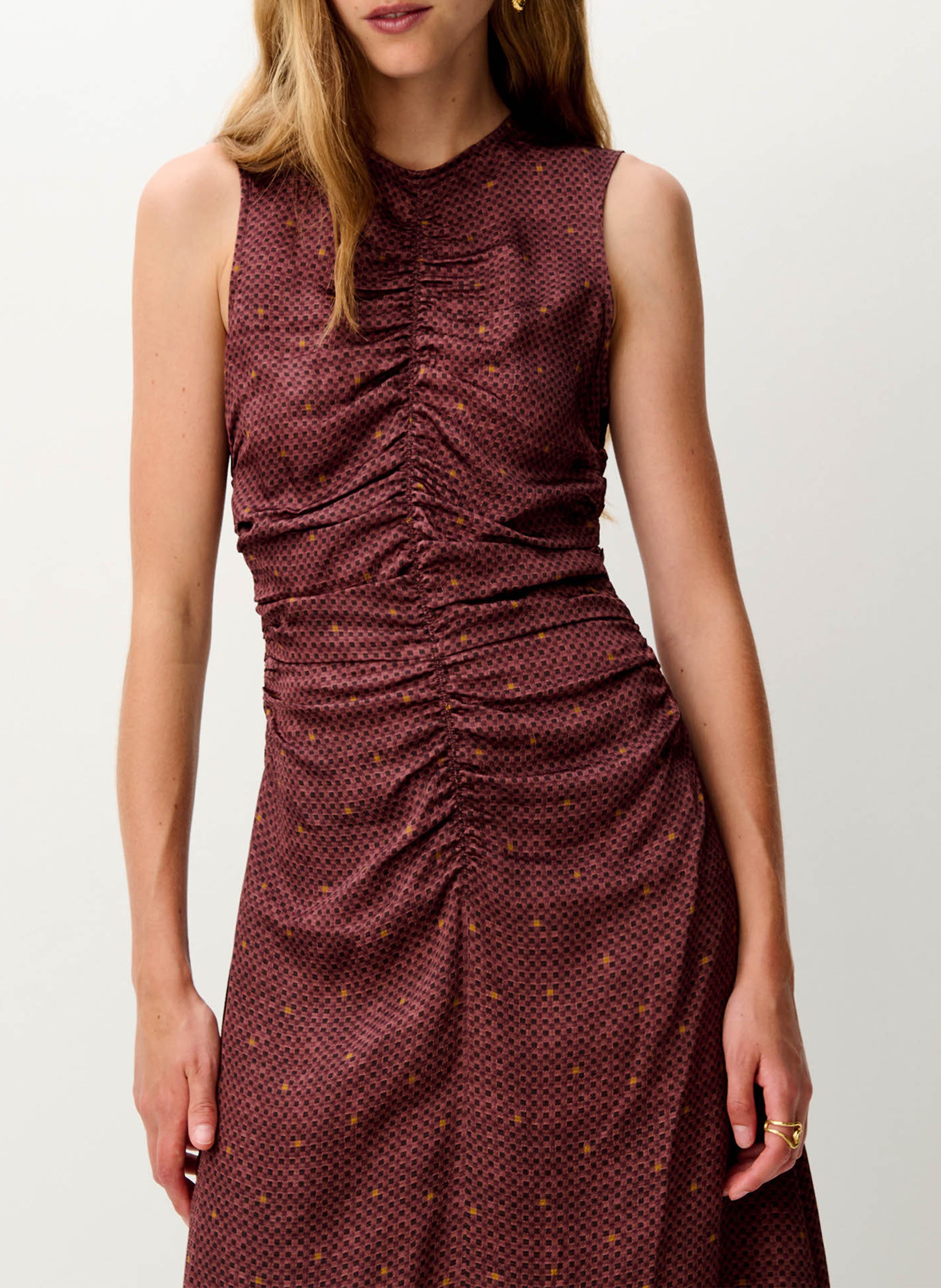 Maxikleid mit Rundhalsausschnitt SESSUN Braun