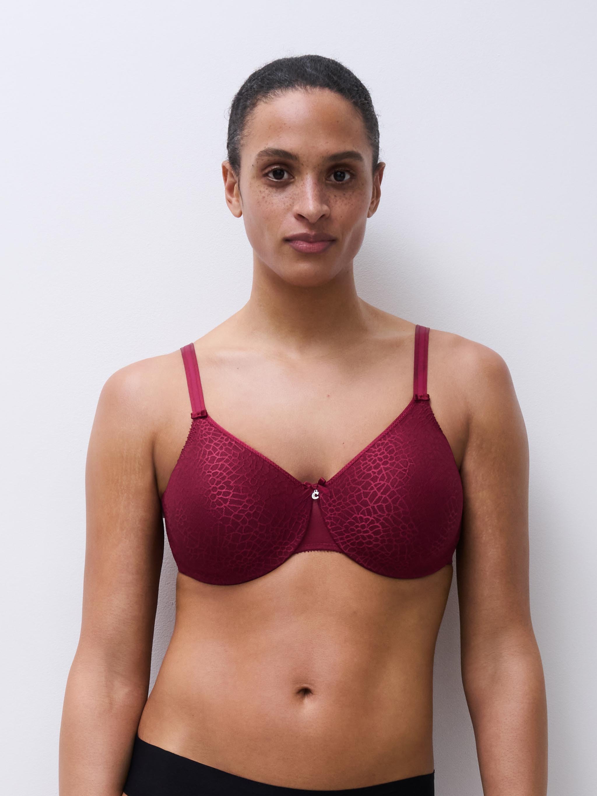 Moulded full-cup bra CHANTELLE