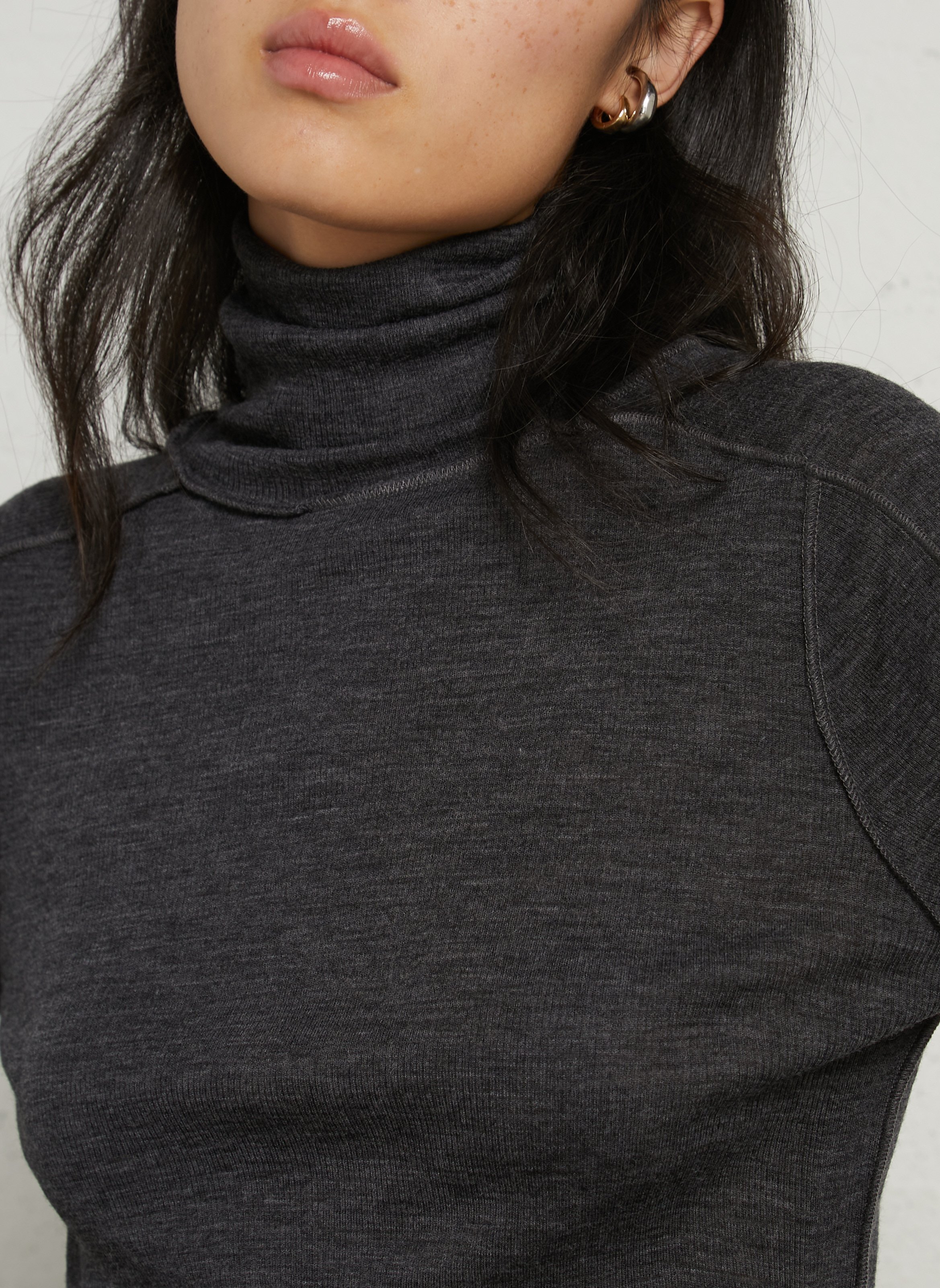 T-shirt met opstaande kraag van wol SOEUR Grijs