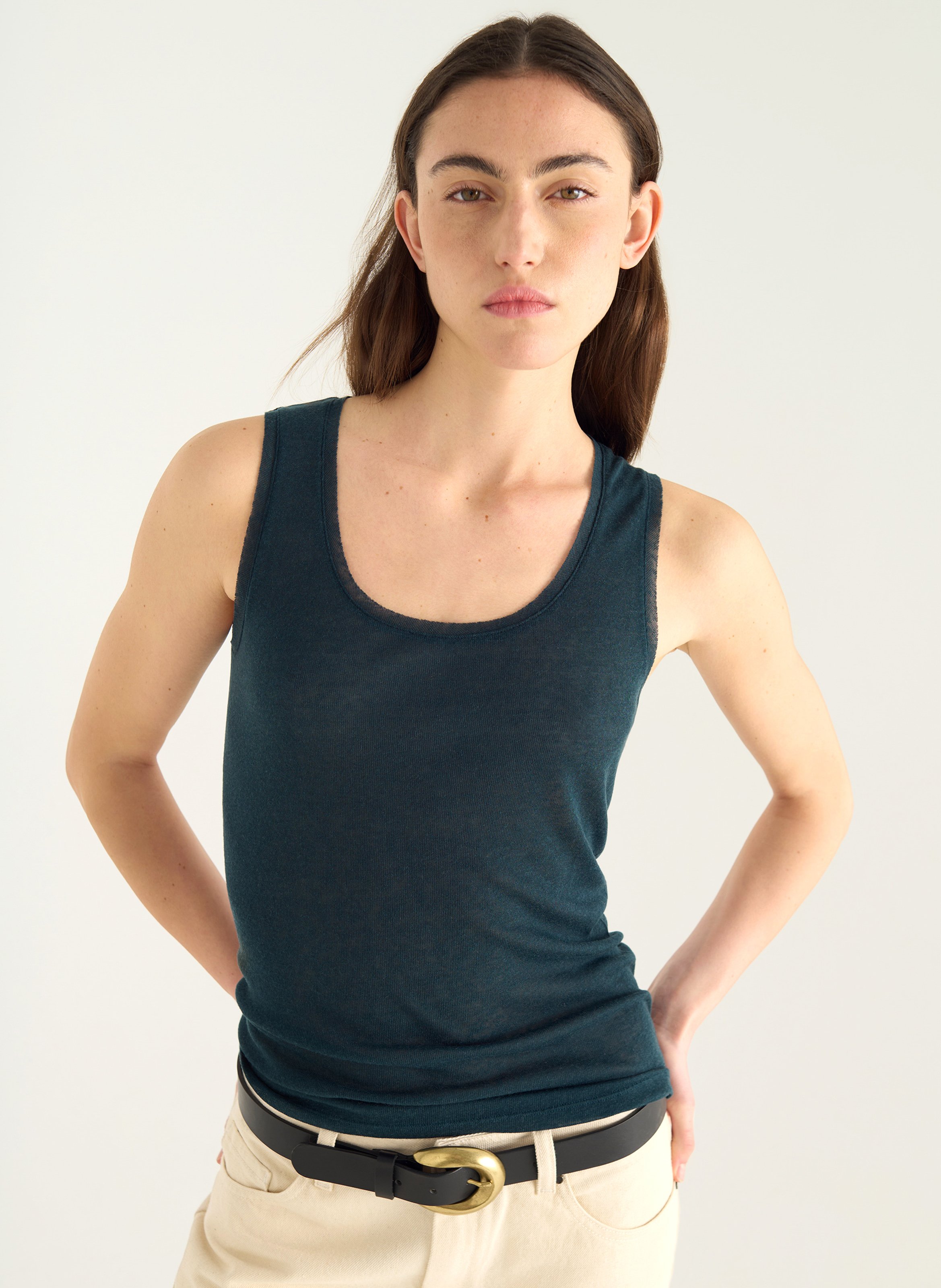 Fitted round neck tank top ACOTE Green