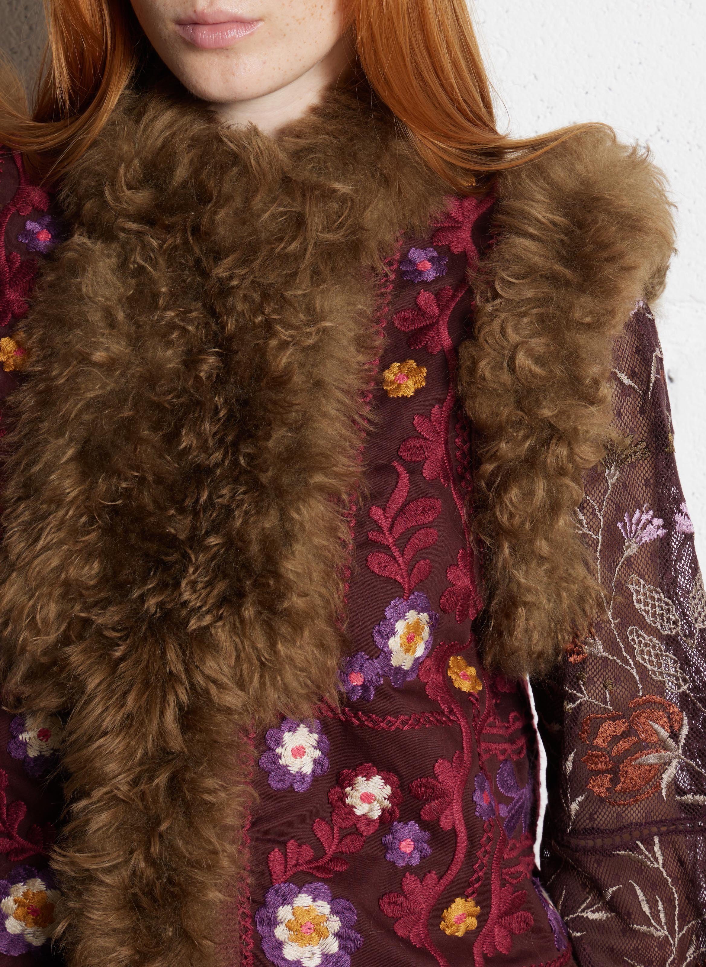 Ärmellose bestickte Wollmischweste ANTIK BATIK Pflaume