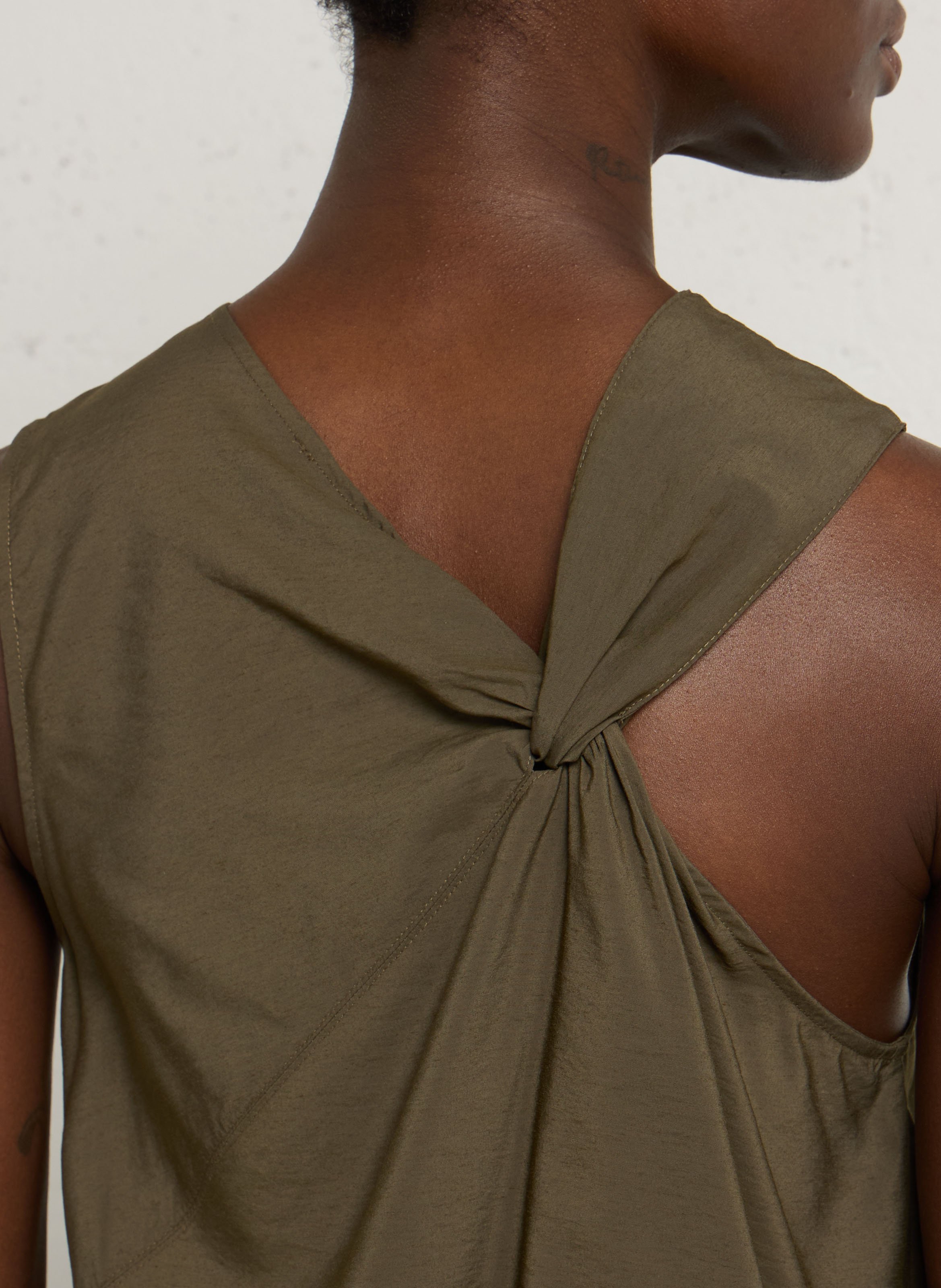 Top asymétrique ample SOEUR Kaki