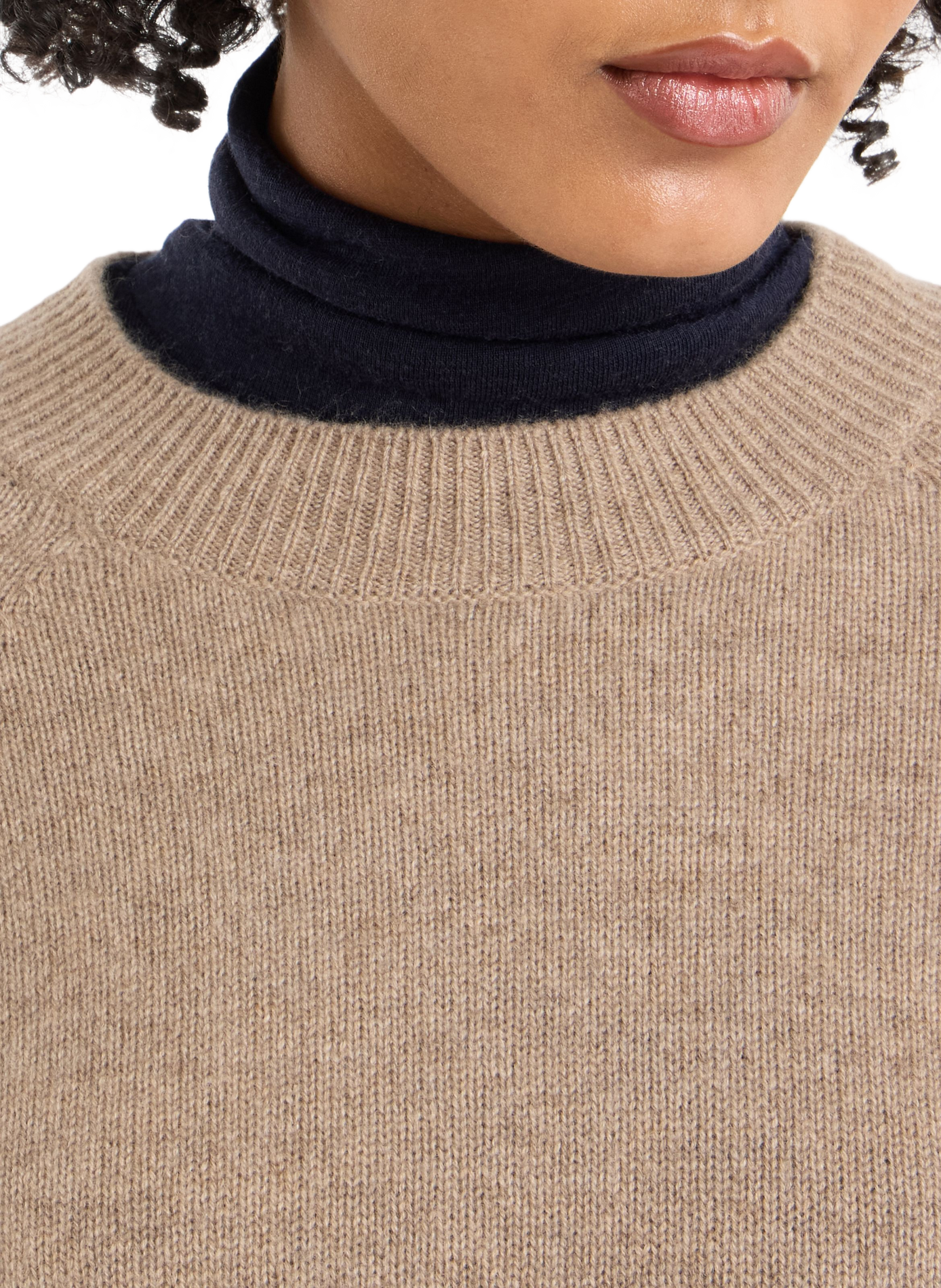Straight fit plain round neck cashmere sweater SAISON 1865 Brown