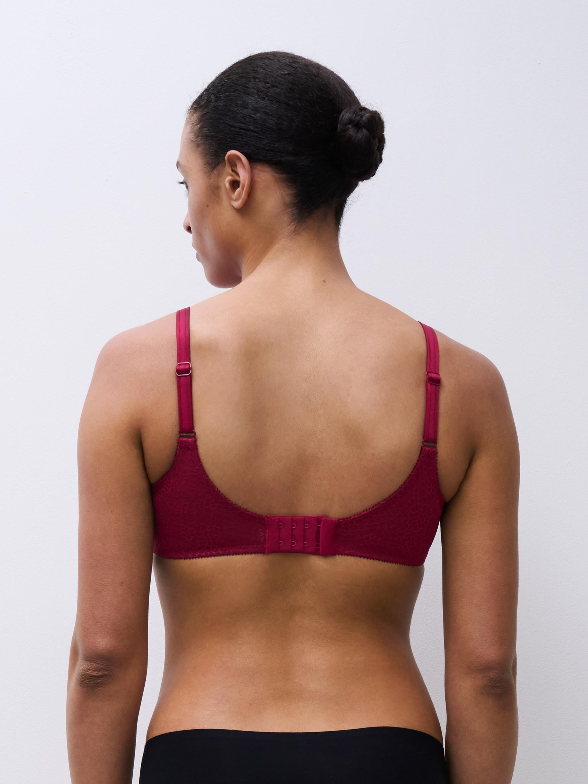 Moulded full-cup bra | Pink CHANTELLE Women