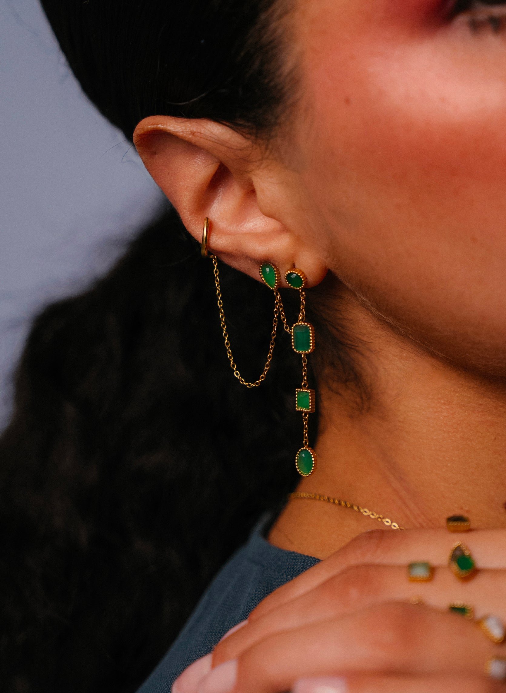 Dangling earring AEC Paris Green