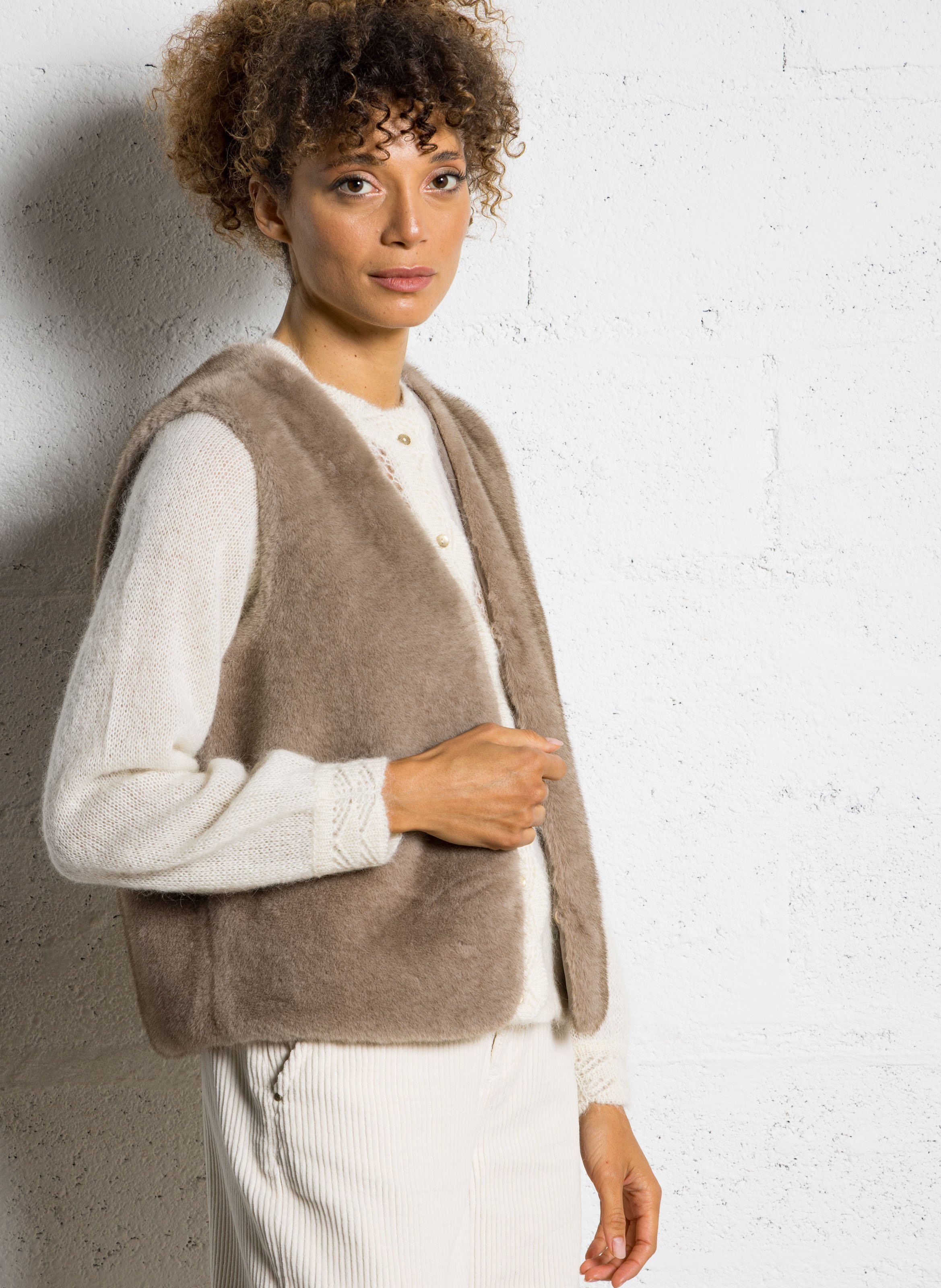 Veste col V effet fourrure  SUD EXPRESS Marron