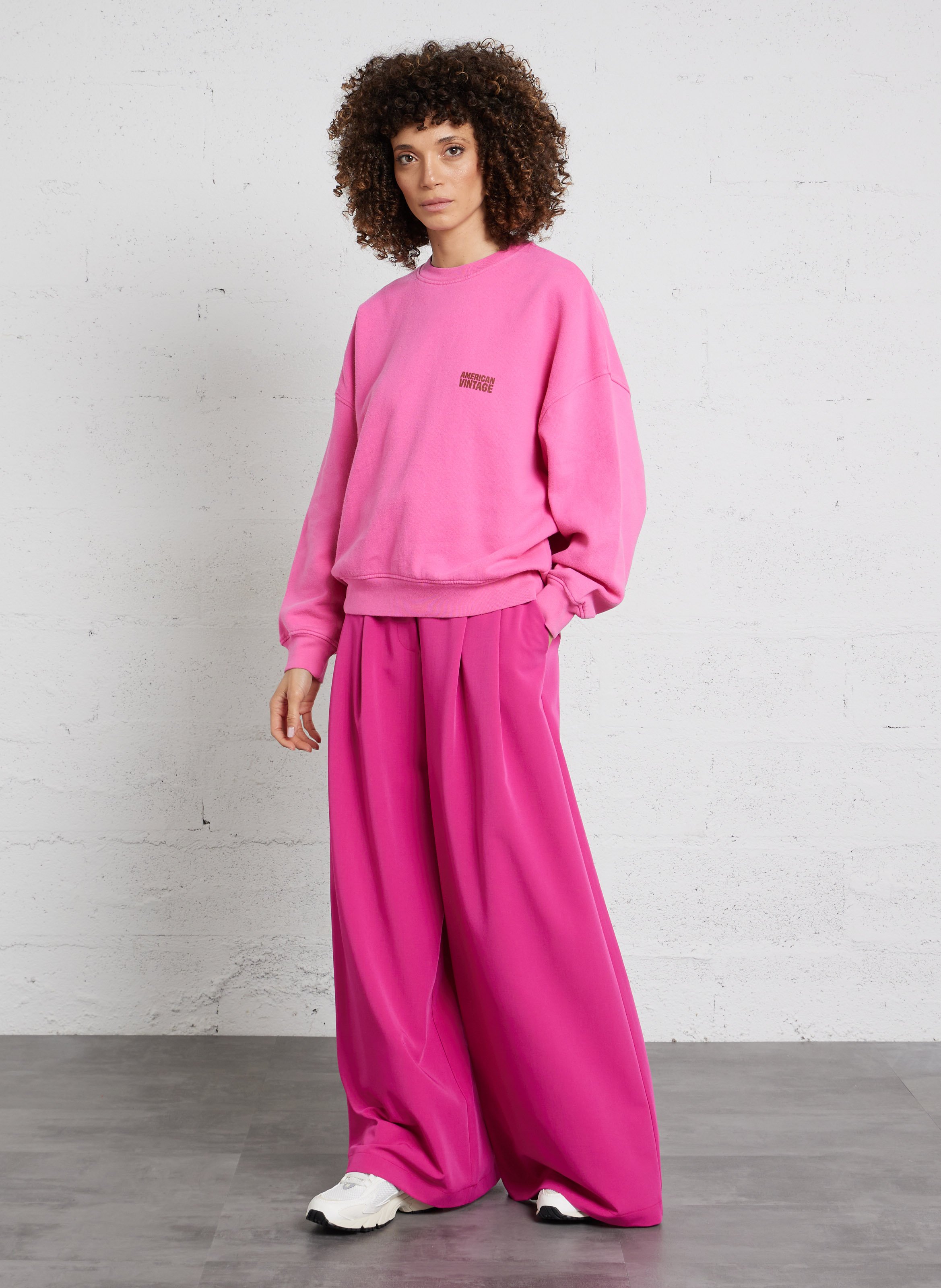 Loose-fit round-neck cotton sweatshirt with screen print AMERICAN VINTAGE Pink