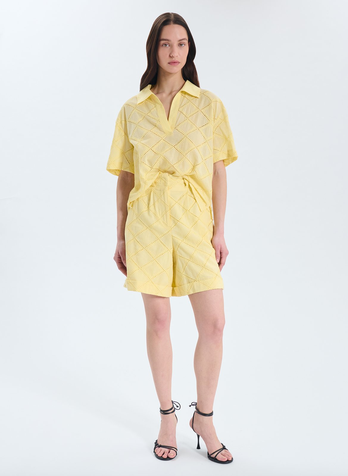 High-waisted straight Bermuda shorts in embroidered cotton ZAPA Yellow