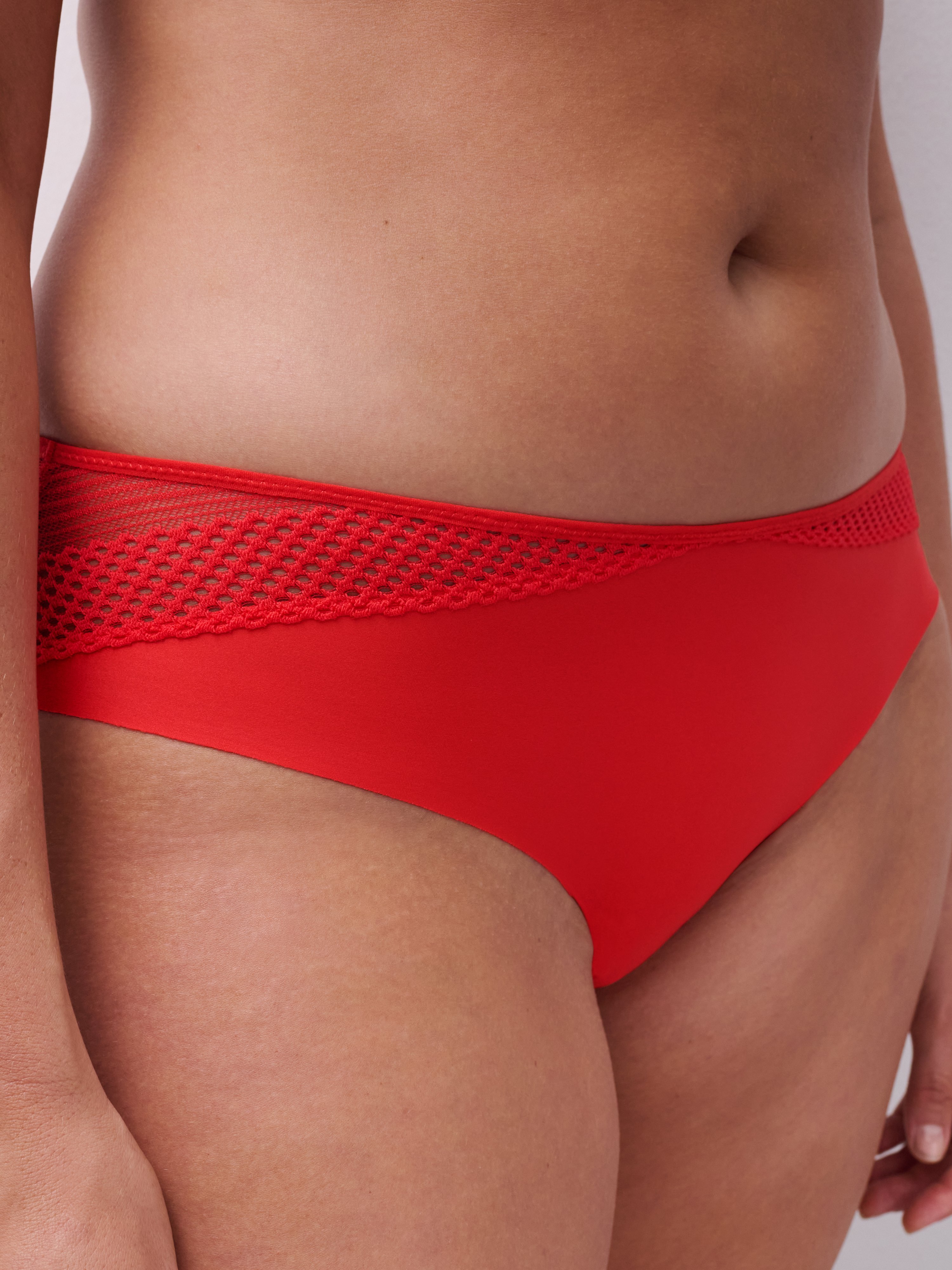 A La Belle Etoile lace shorts Red