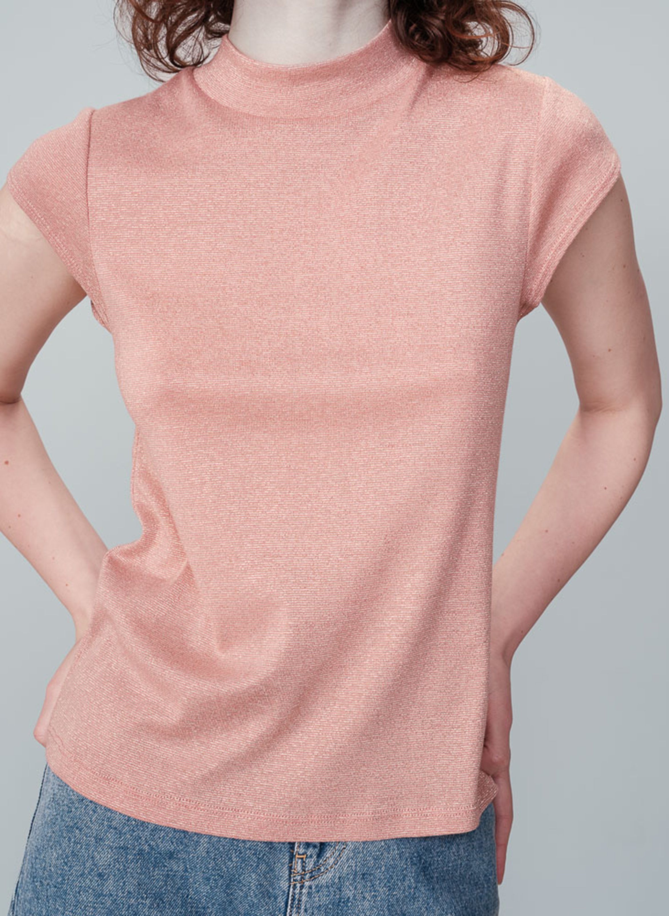 Fitted high neck sequined top GRACE ET MILA Pink