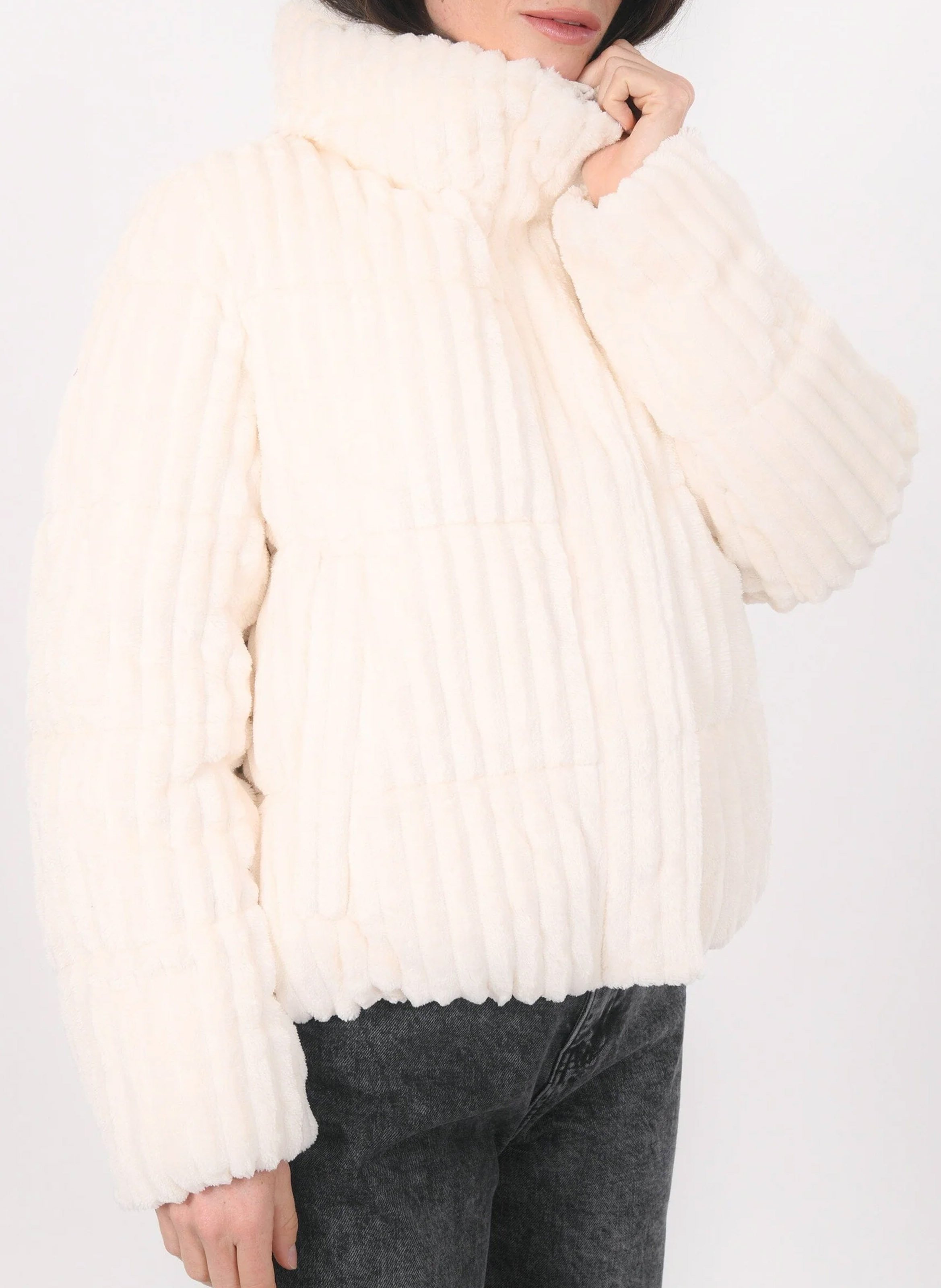 Chaqueta acolchada suave lisa KOOKAI Beige