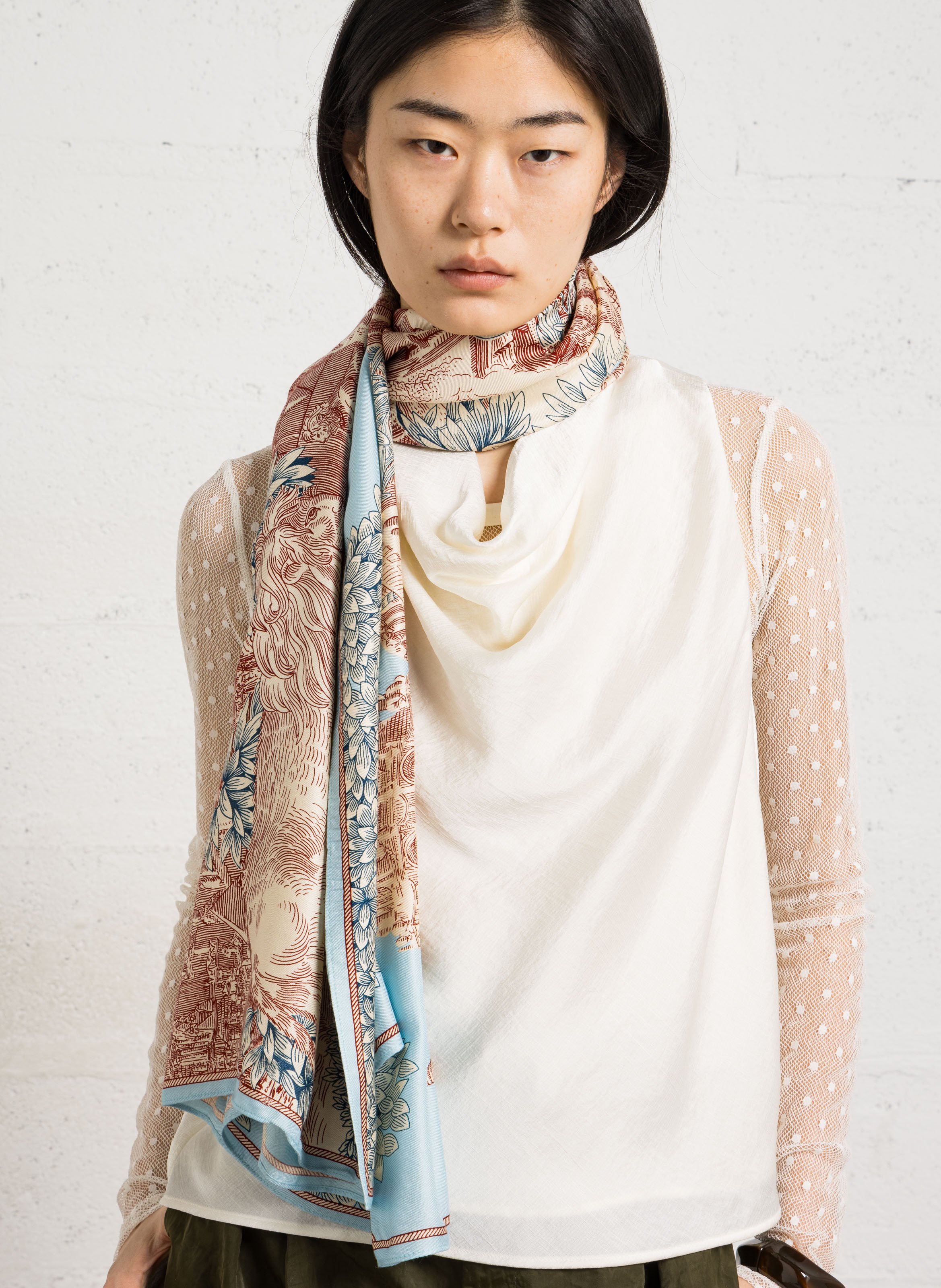 Bedrucktes Tuch aus Seidenmix INOUI EDITIONS Blau